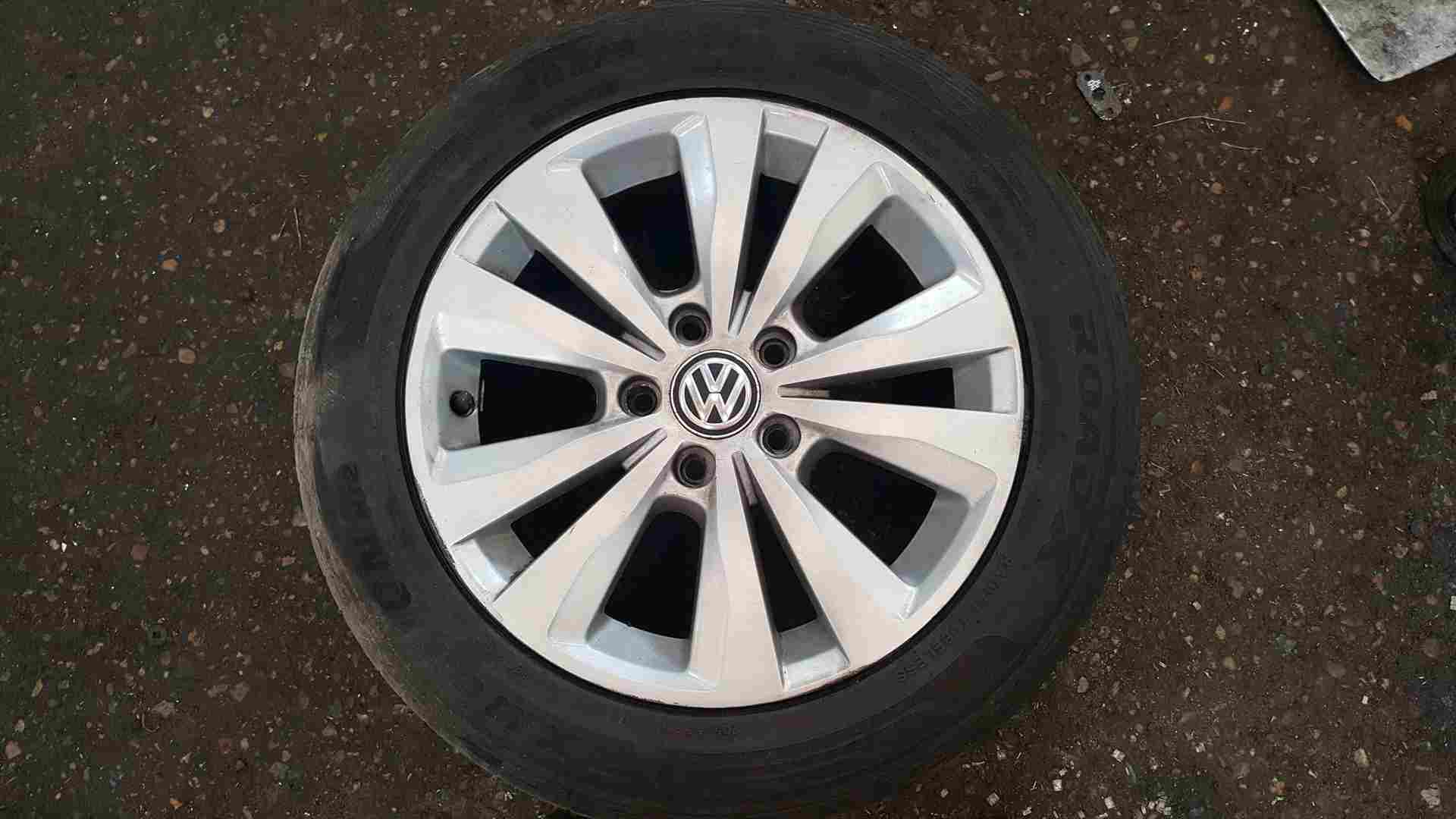 Volkswagen Golf MK7 2012-2017 Alloy Wheel 16 Toronto Alloy Wheel 5G0601025 4-5