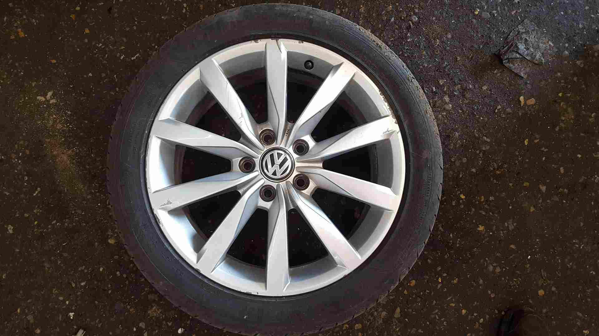 Volkswagen Golf MK7 2012-2017 Dijon Alloy Wheel 17Inch RIM Tyre 225 45 17 6Mm