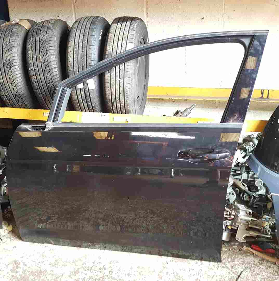 Volkswagen Golf MK7 2012-2017 Drivers OSF Front Door Black Lc9x 5Dr