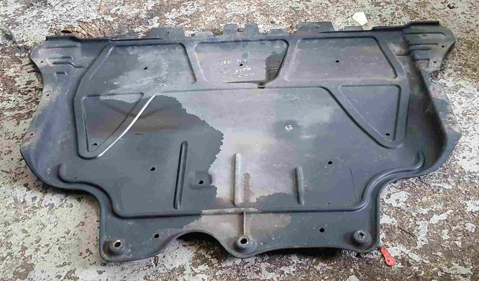 Volkswagen Golf MK7 2012-2017 Engine Under Tray Belly Pan Cover 3Q0825236D