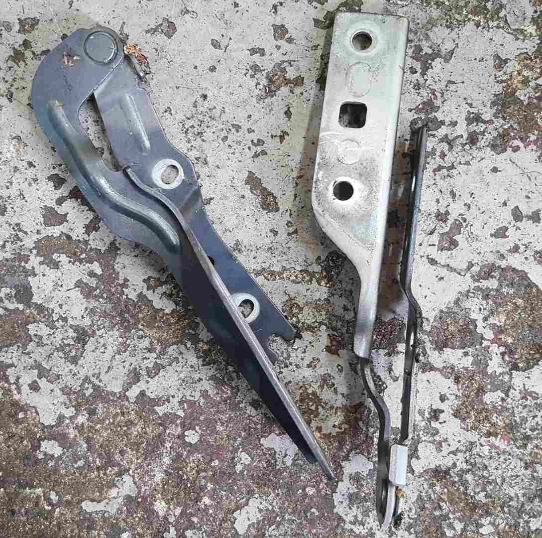 Volkswagen Golf MK7 2012-2017 Front Bonnet Hinges Limestone Grey 5G0823302A