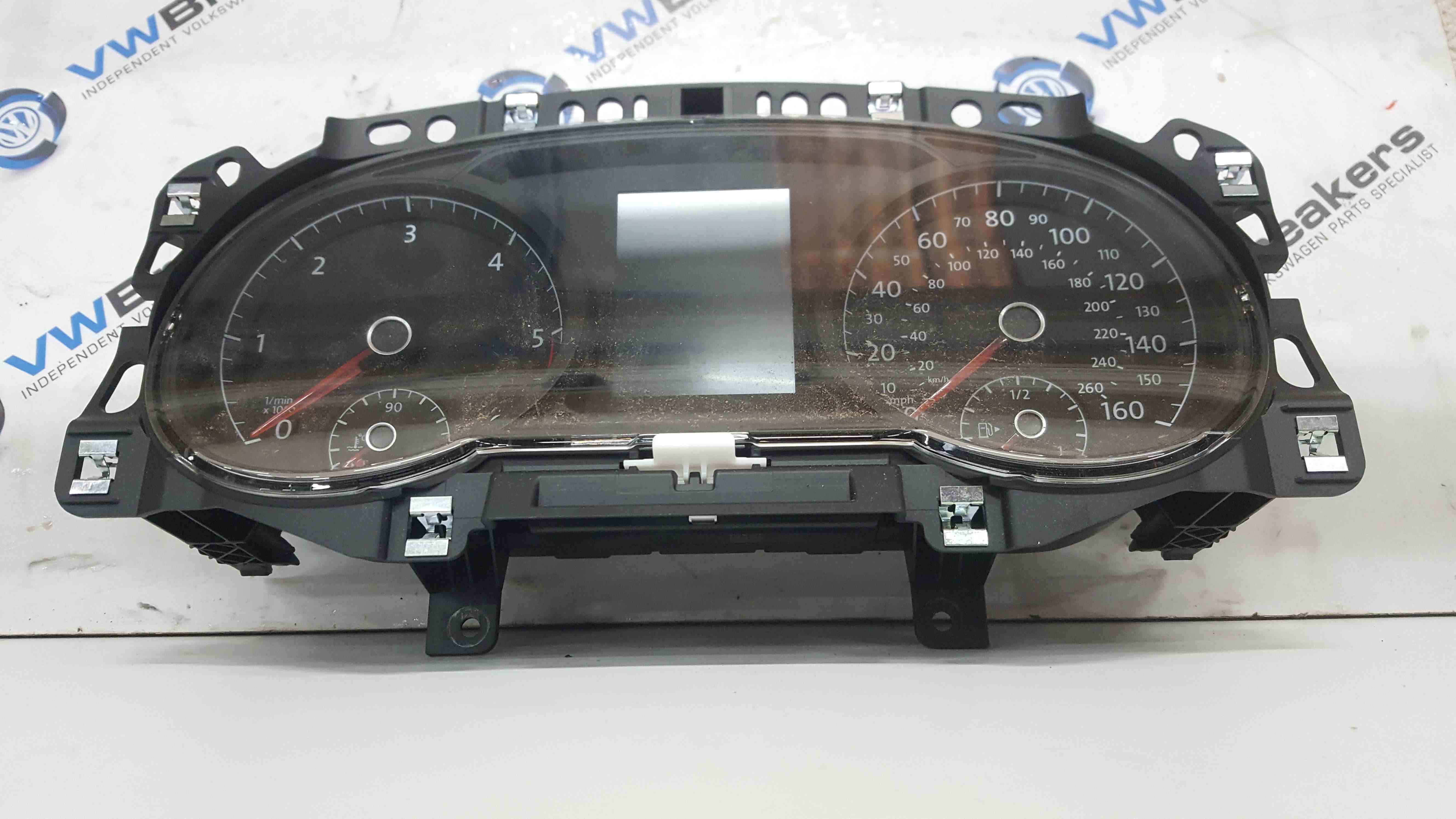 Volkswagen Golf MK7 2012-2017 Instrument Panel Clocks Dials 89K 5G1920941A