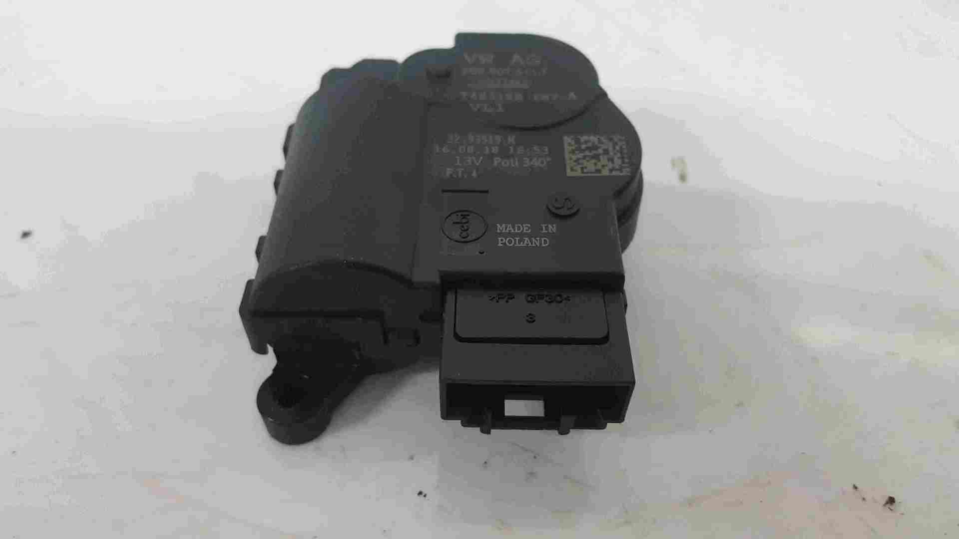 Volkswagen Golf MK7 2017-2020 Air Conditioning Flap Motor Solenoid 2Q0907511F
