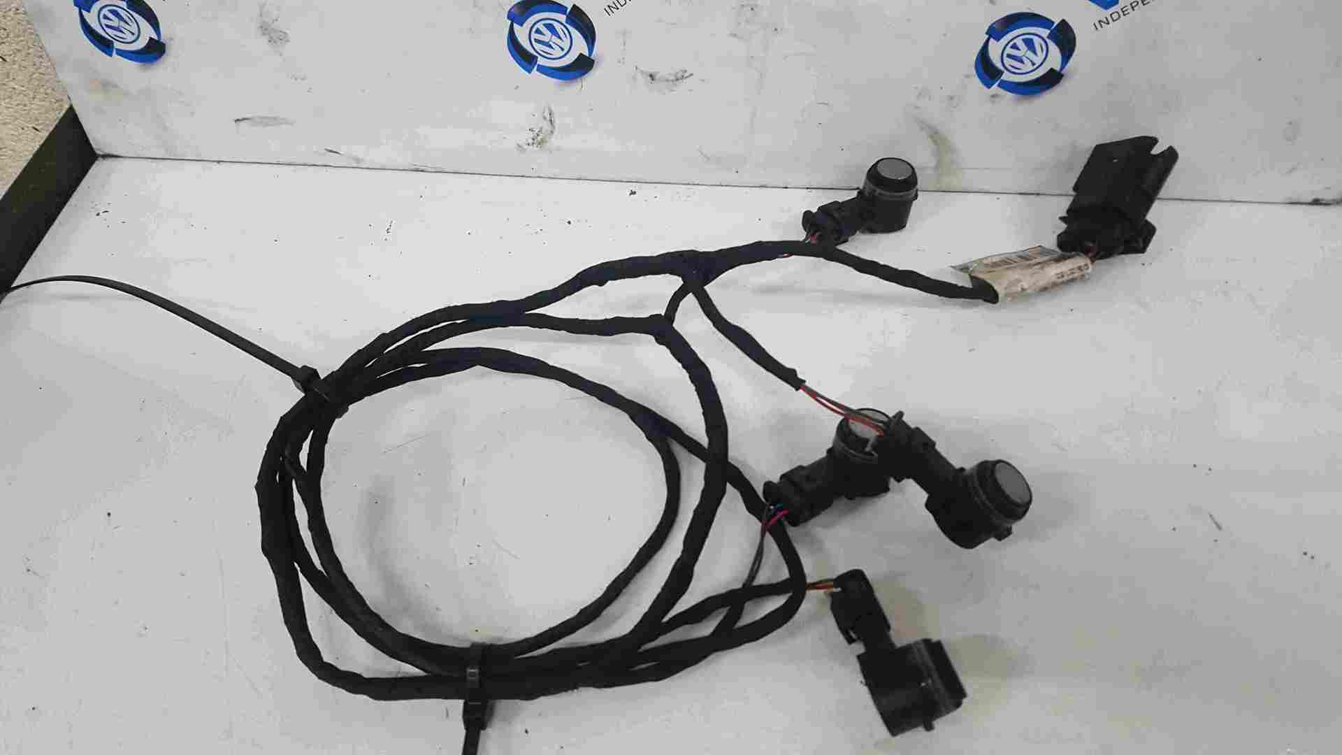Volkswagen Golf MK7 2017-2020 Front Bumper Parking Sensors 5G0971095N