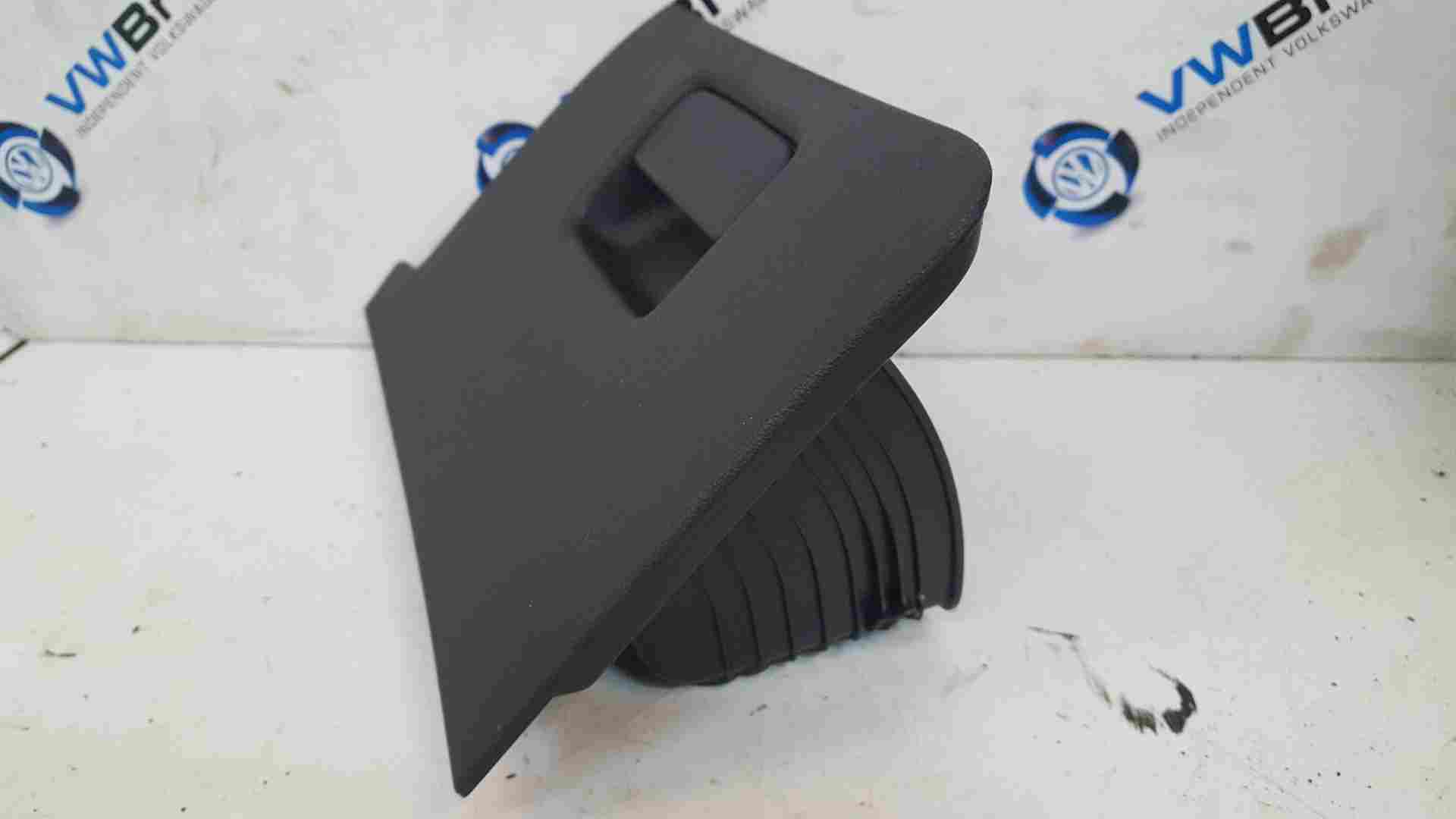 Volkswagen Golf MK7 20172020 Os Drivers Compartment Glove BOX