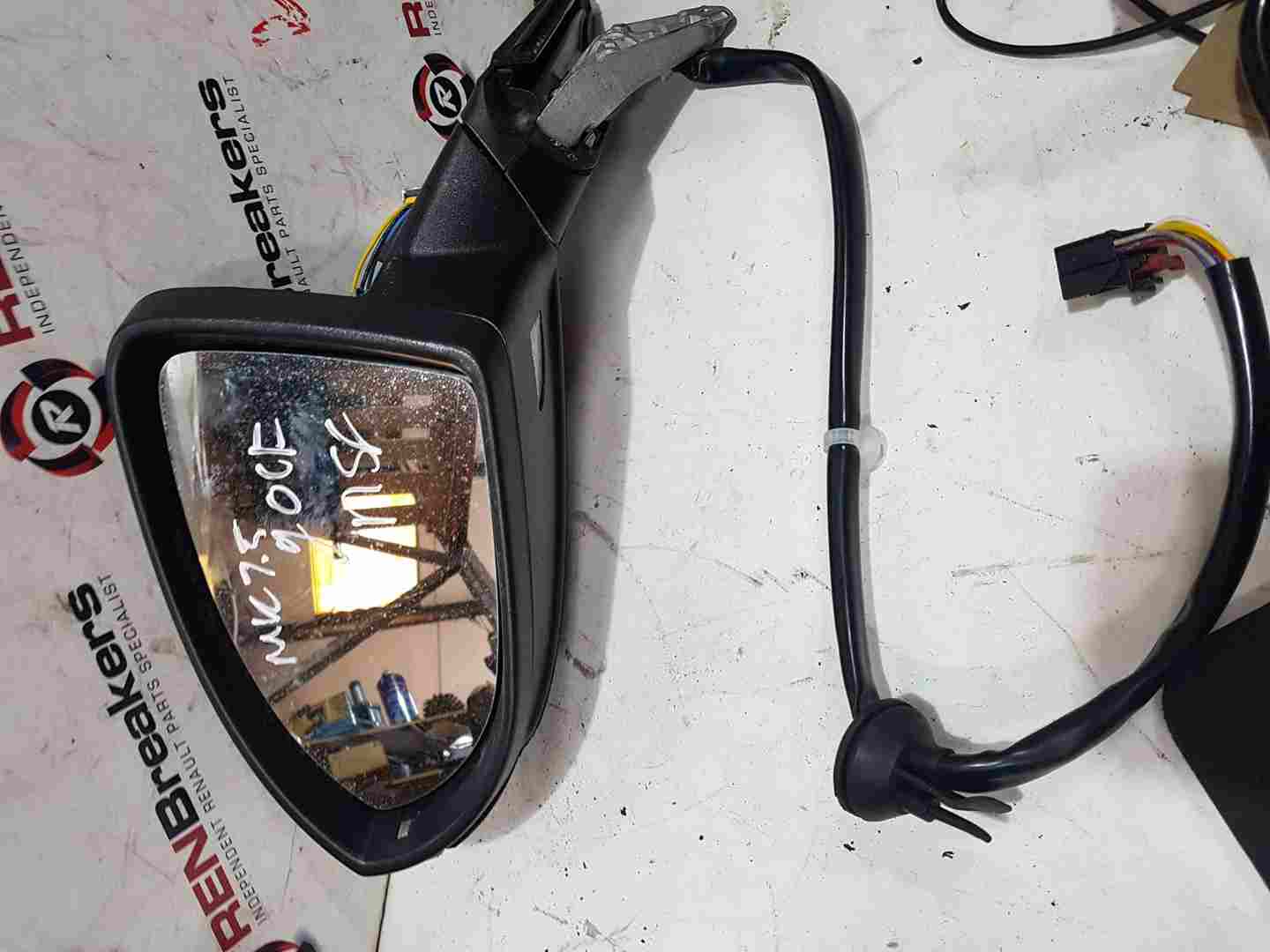 Volkswagen Golf Mk7.5 2012-2020 NSF Wing Mirror  Power Fold Puddle
