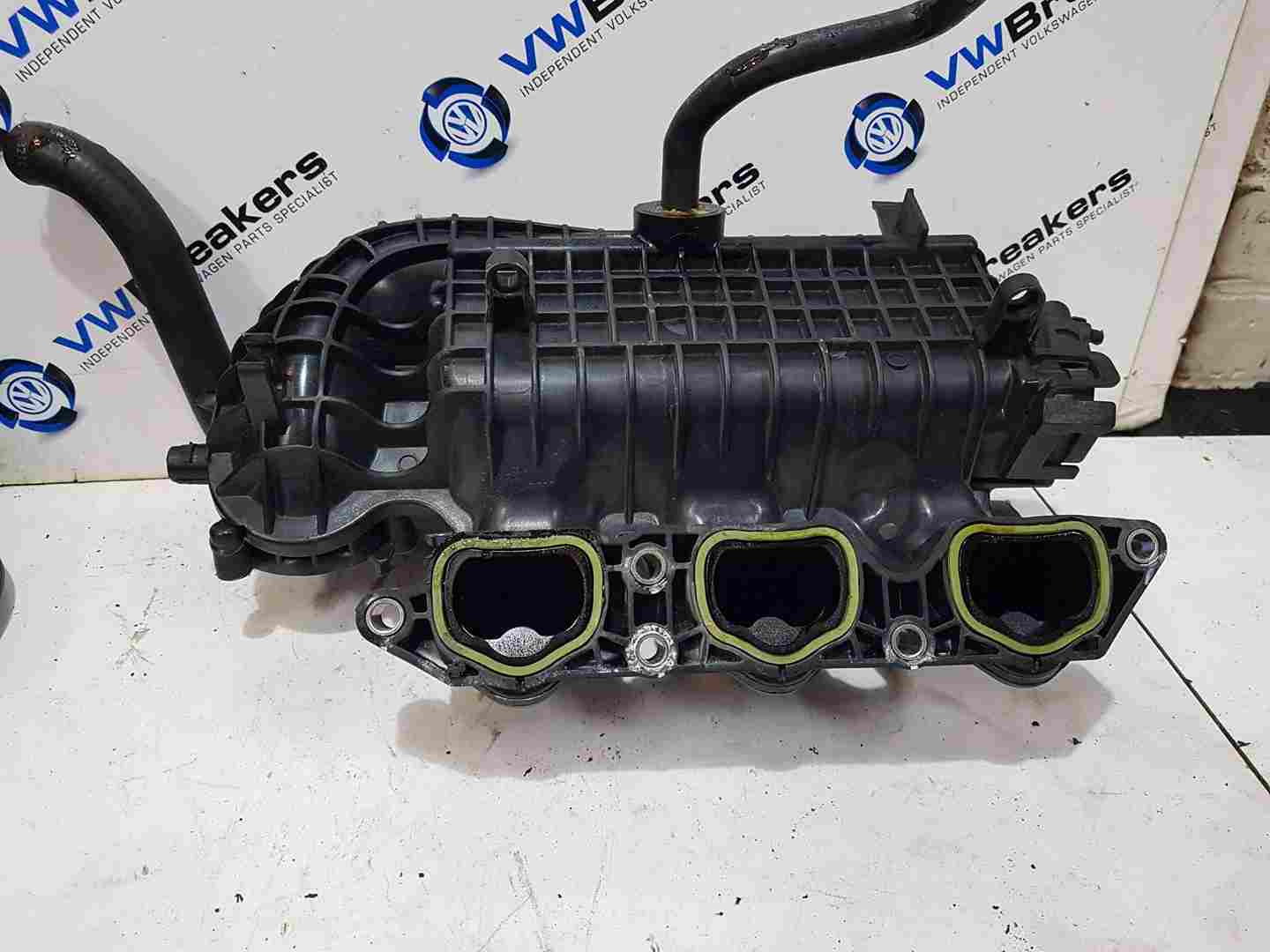Volkswagen Golf Mk7.5 2017-2020 1.0 TSI Inlet Manifold + Cooler 04C145749a