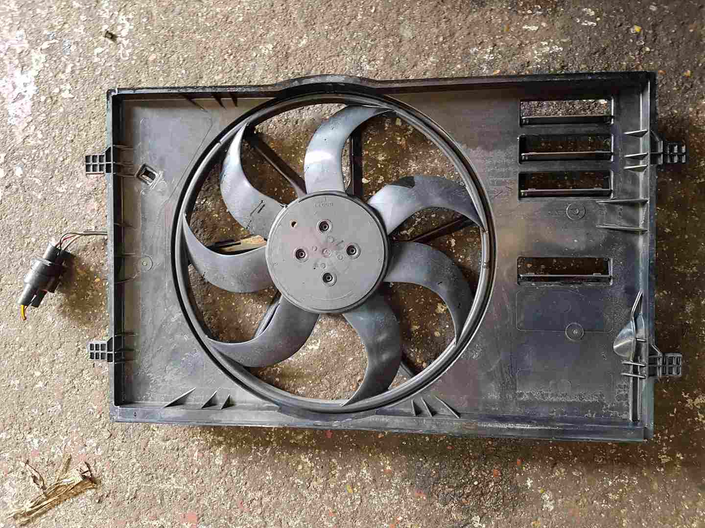 Volkswagen Golf Mk7.5 2017-2020 1.0 TSI Rad Radiator Pack Aircon Cooling FAN