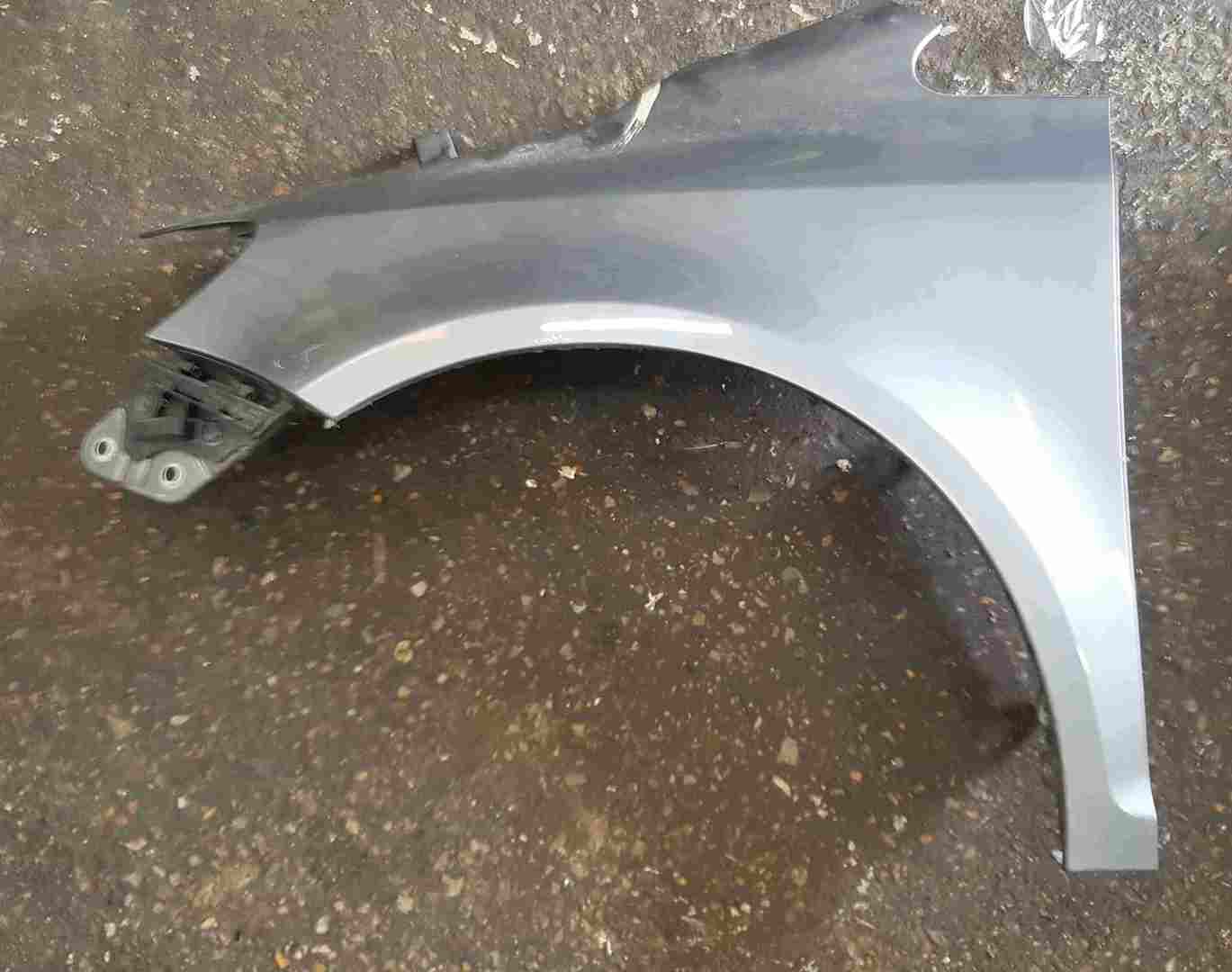 Volkswagen Golf Plus MK5 2003-2009 Passenger NS Wing Grey LA7T