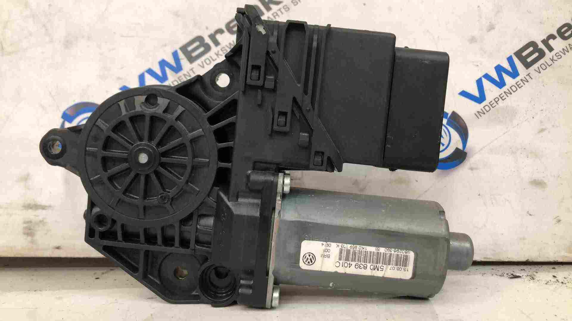 Volkswagen Golf Plus MK5 2003-2009 Passenger NSR Rear Window Motor 5M0839401c