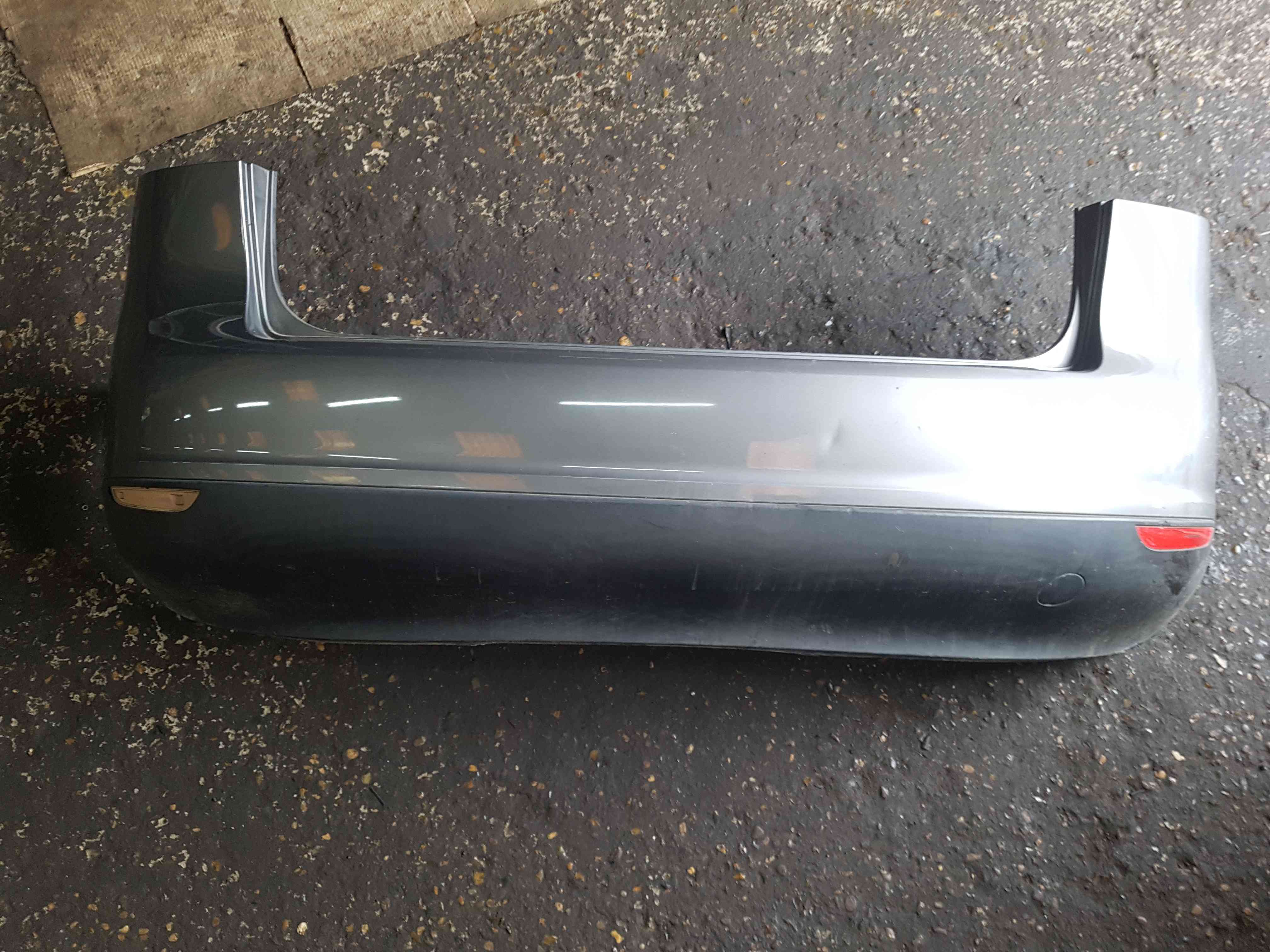 Volkswagen Golf Plus MK5 2003-2009 Rear Bumper Grey La7t
