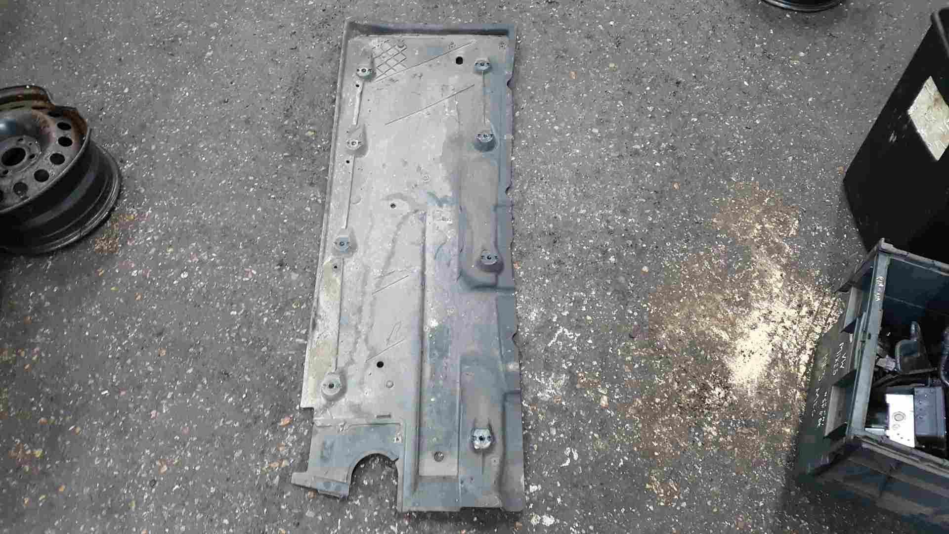 Volkswagen Golf Plus MK6 2009-2012 Drivers OSF Undertray Protection Guard Cover