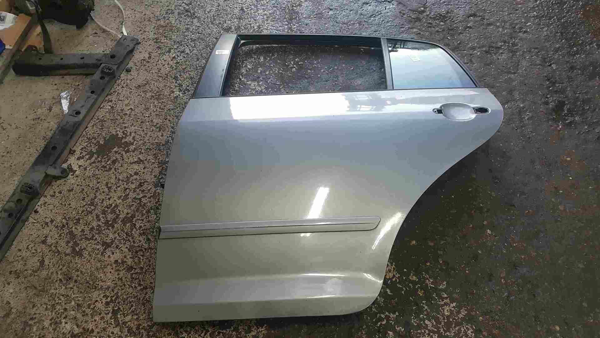Volkswagen Golf Plus MK6 2009-2012 Passenger NSR Rear Door Grey LA7T