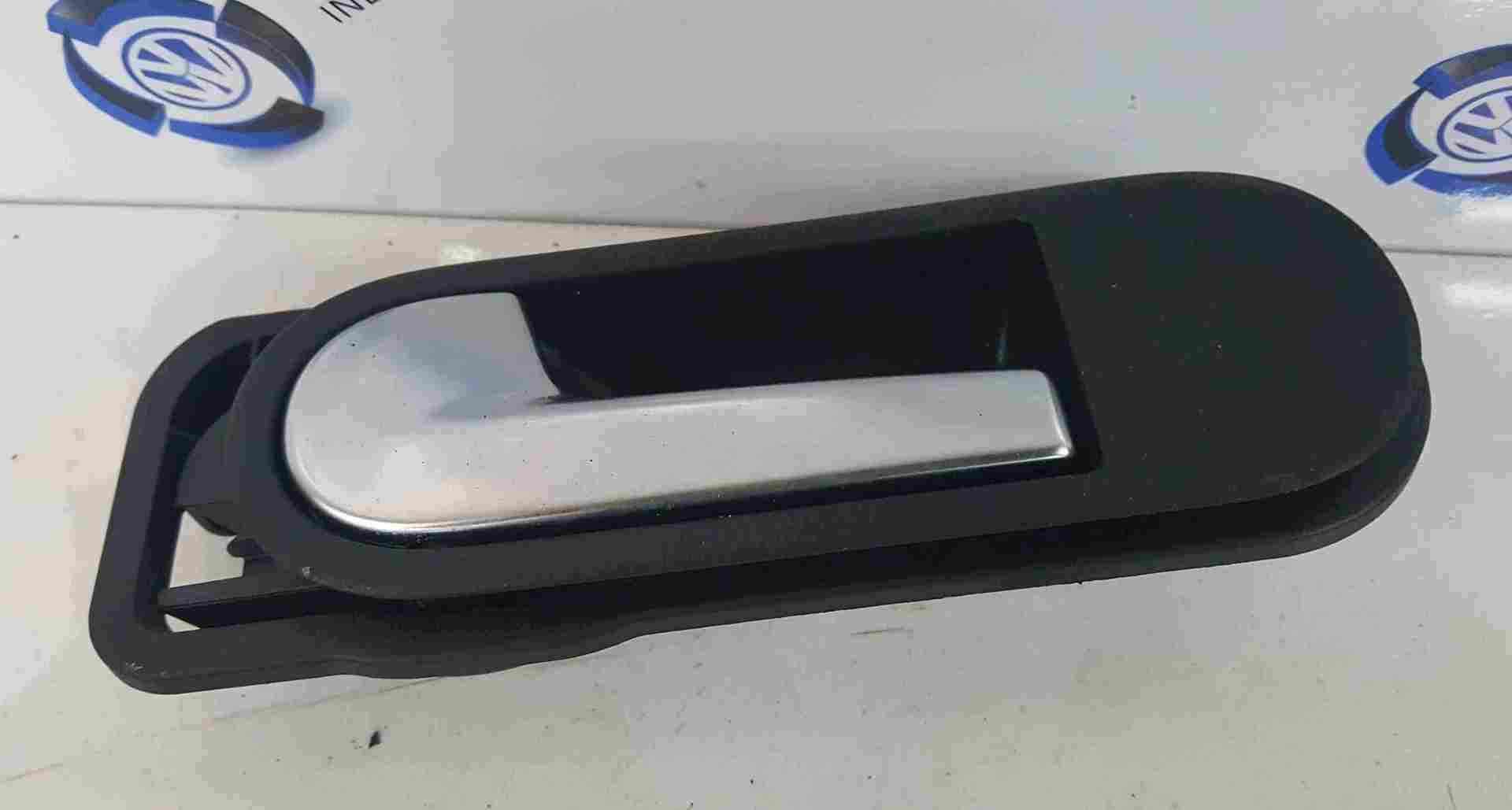 Volkswagen Golf Plus MK6 2009-2012 Passenger NSR Rear Door Handle 5M0837197