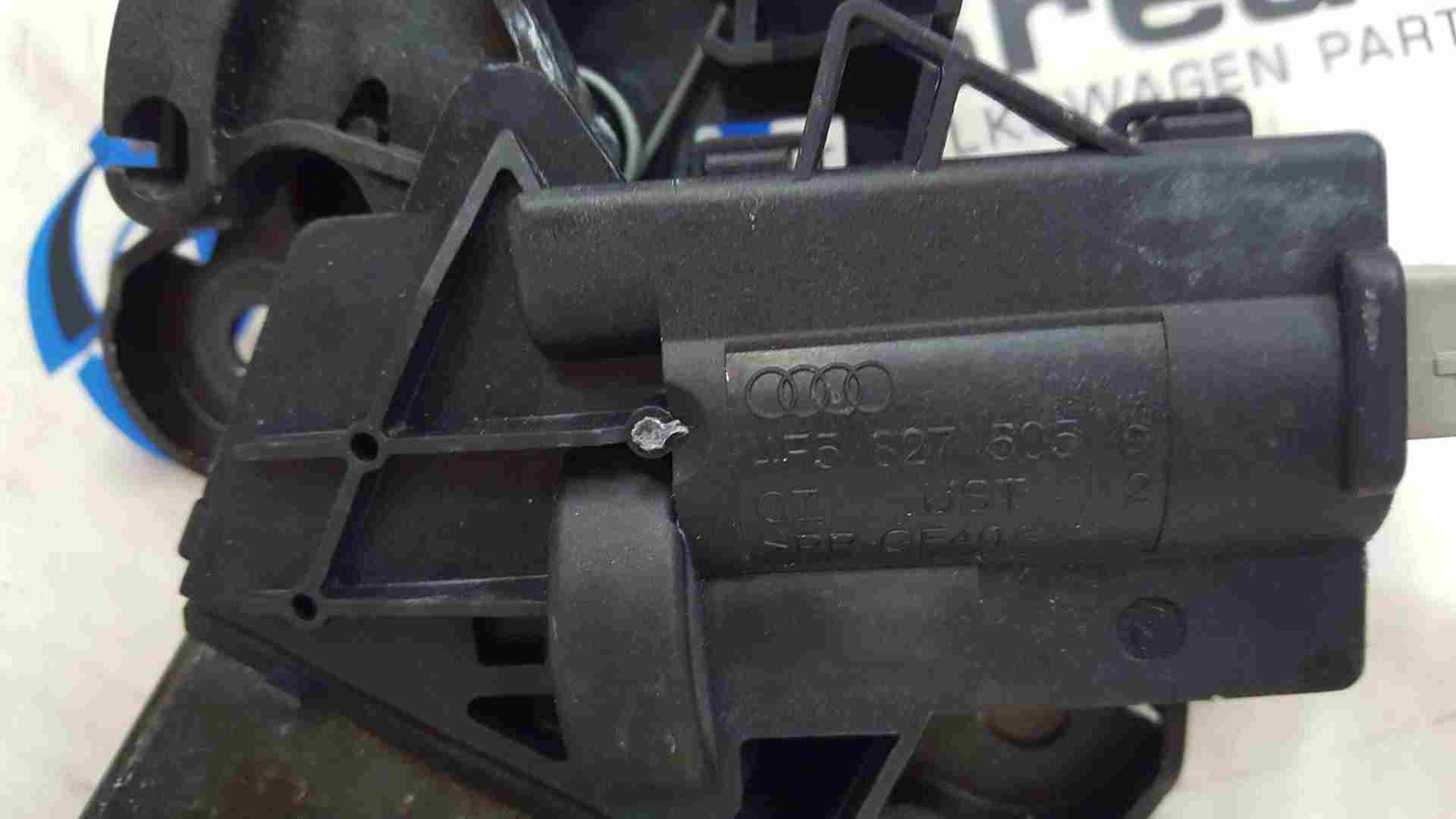 Volkswagen Jetta A5 20052011 Boot Catch Locking Mechanism 4F5827505c