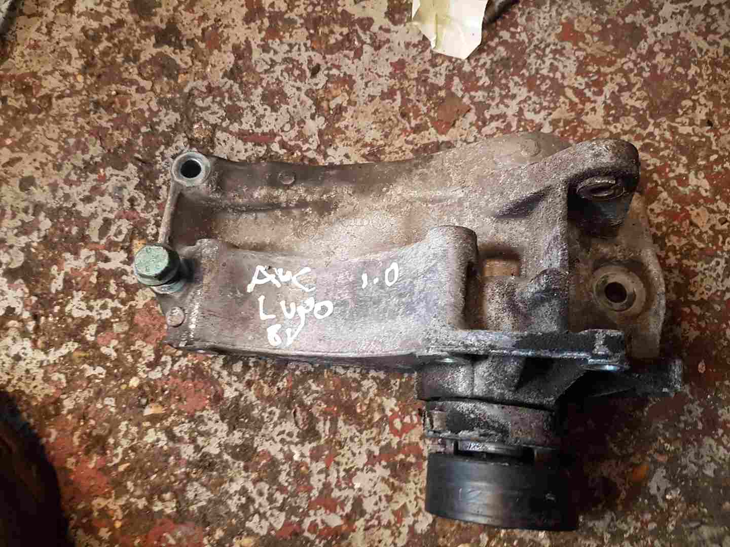 Volkswagen Lupo 1998-2005 1.0 8V Lower Alternator Bracket 030145169H 030140169H