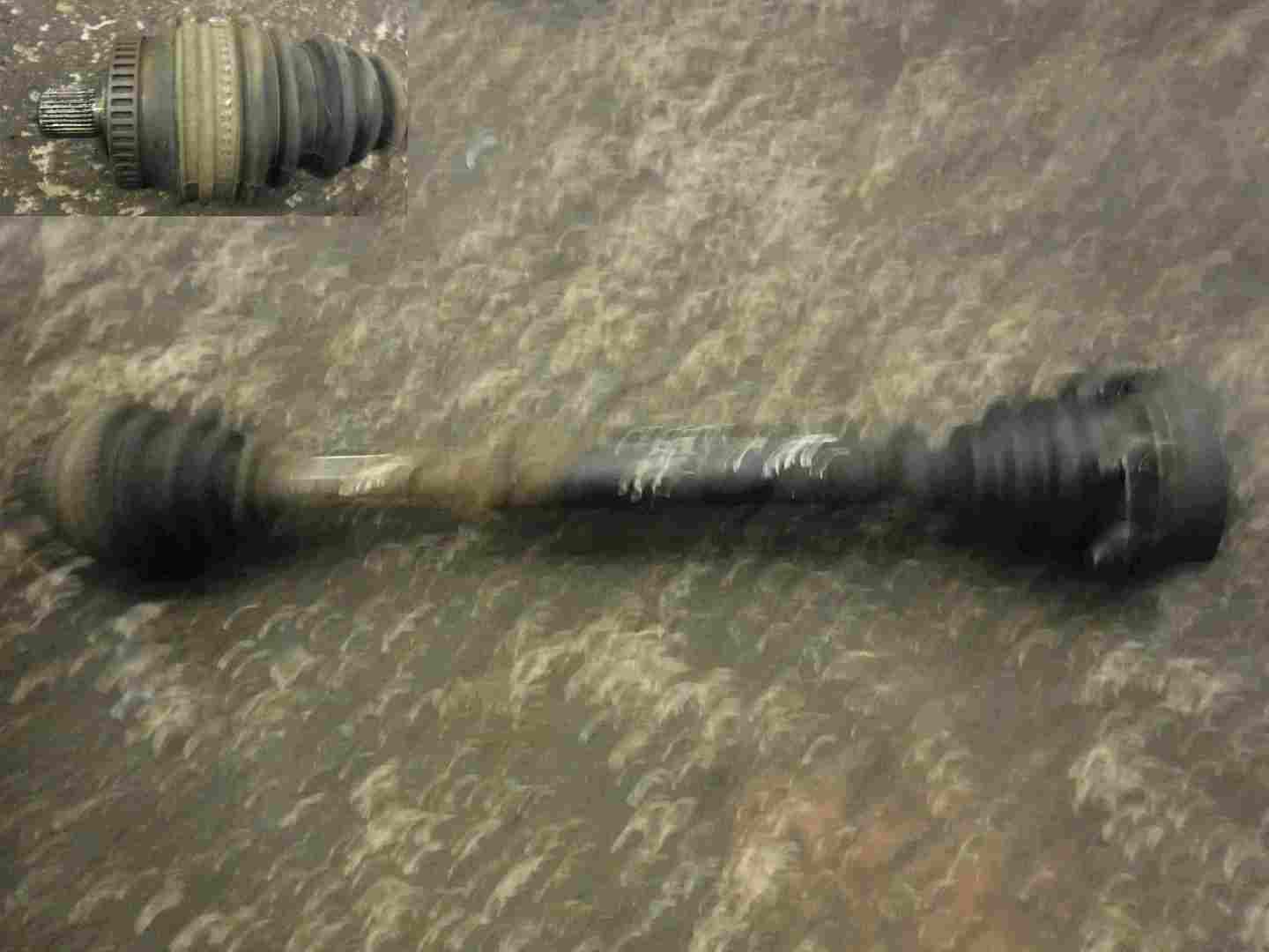 Volkswagen Passat 1996-2000 1.8 T 20v Drivers OSF Front Driveshaft