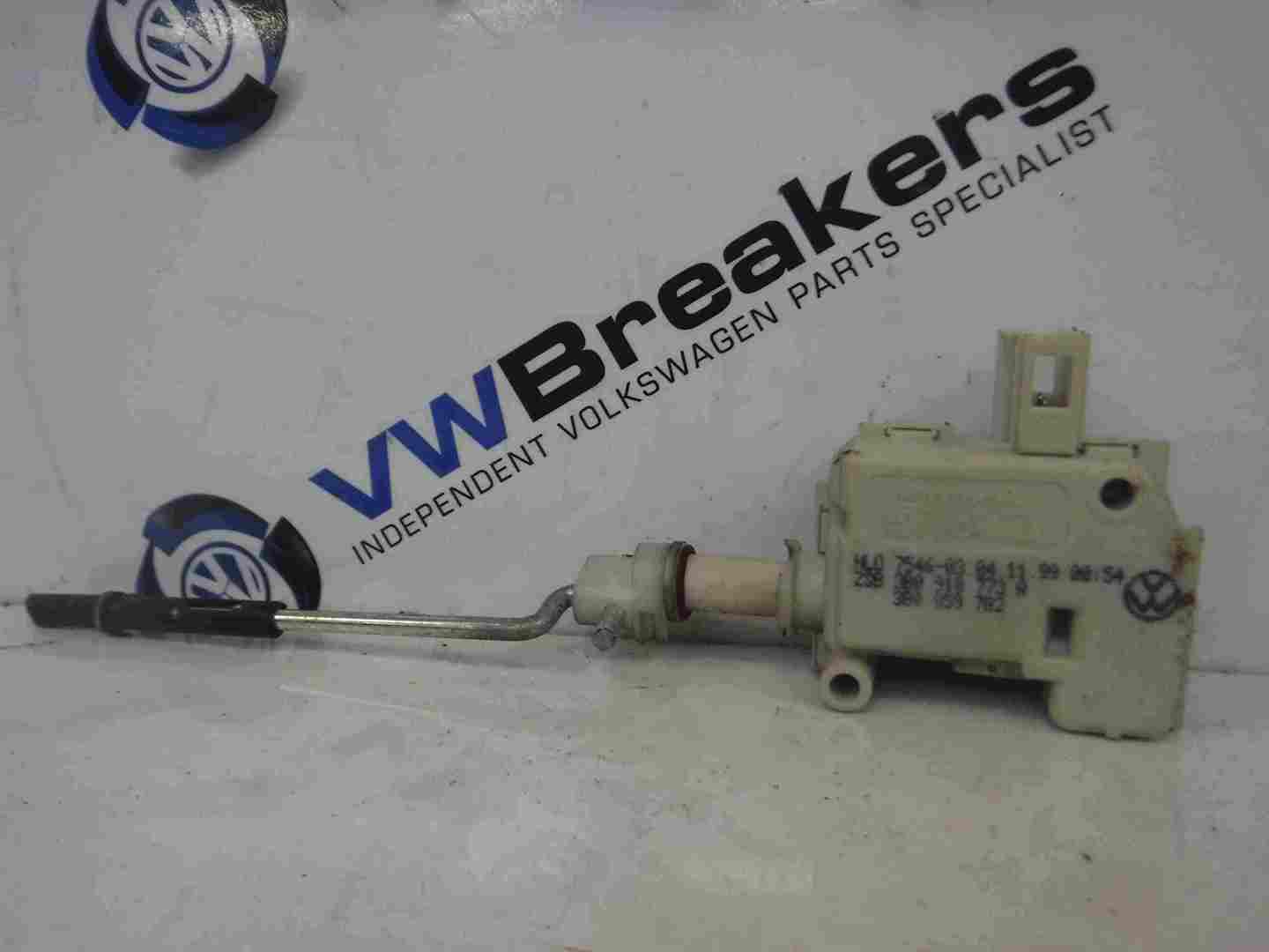 Volkswagen Passat 1996-2000 B5 Fuel Flap Lock Solenoid Actuator 3B0910773a