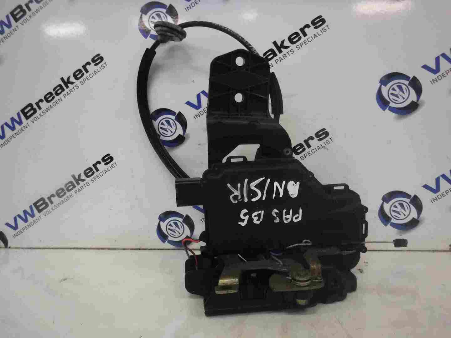 Volkswagen Passat Estate 19962000 B5 Passenger NSR Rear Door Lock