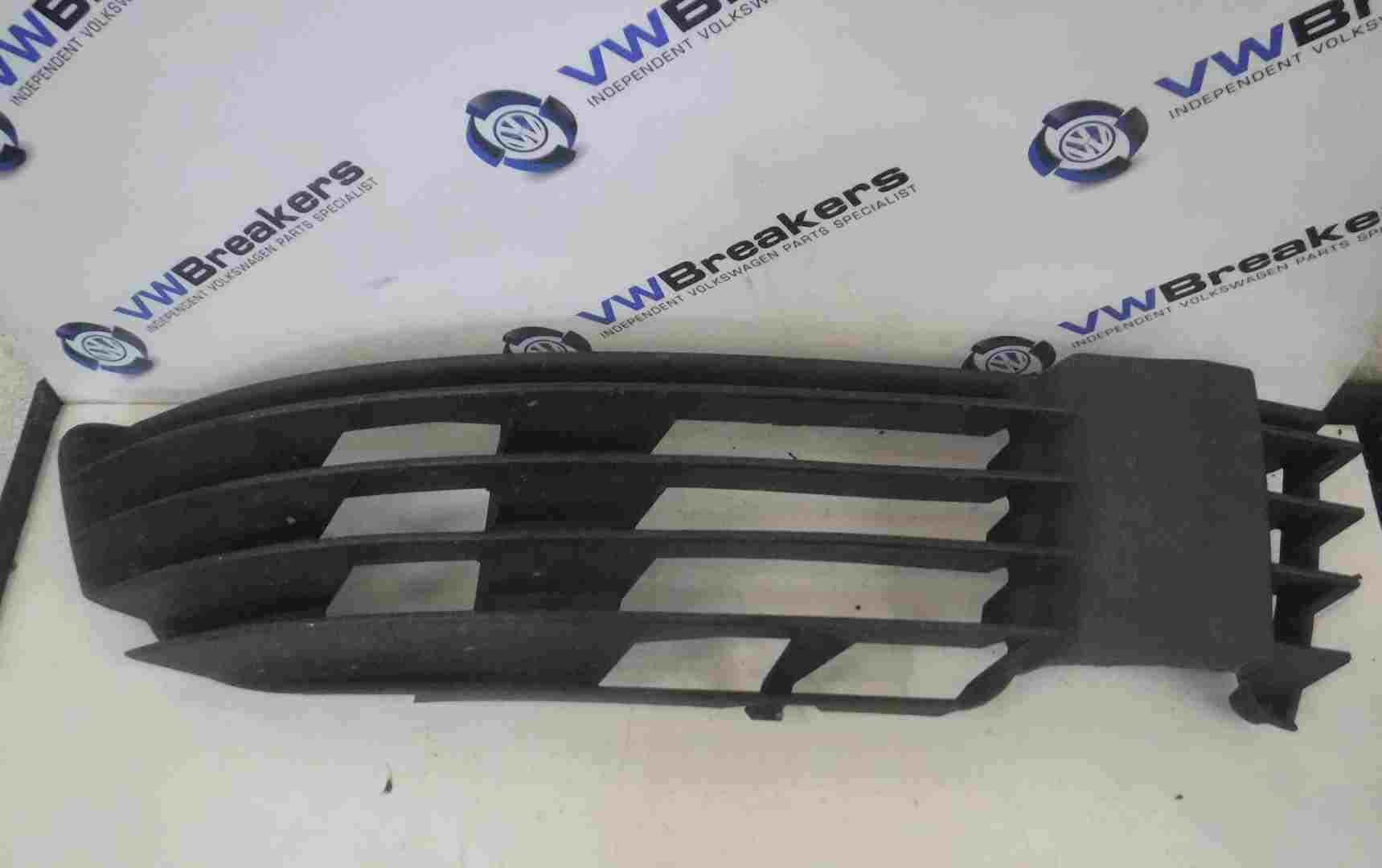 Volkswagen Passat 2001-2005 B5.5 Drivers OSF Front Bumper Grill Insert