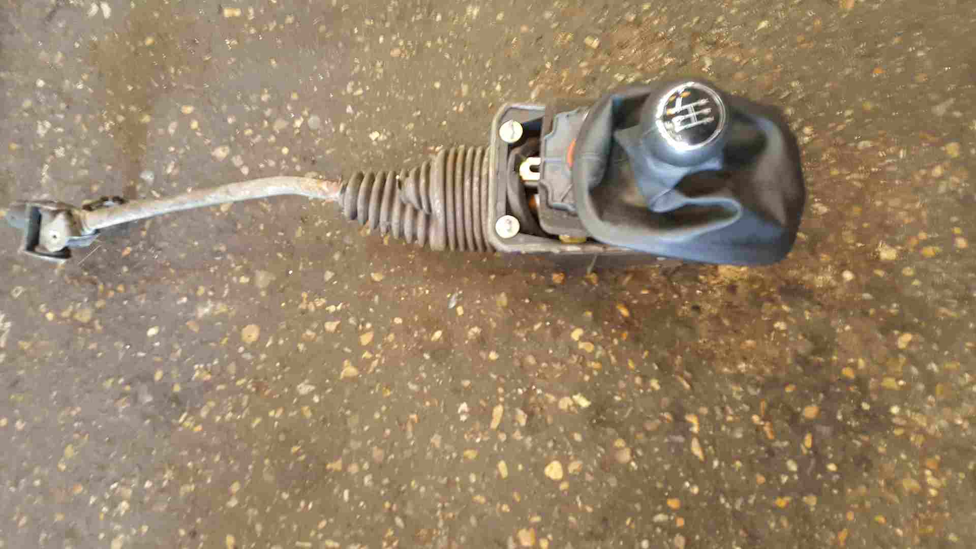 Volkswagen Passat B5.5 2001-2005 6 Speed Manual Gearstick + Cable 4B0711025E