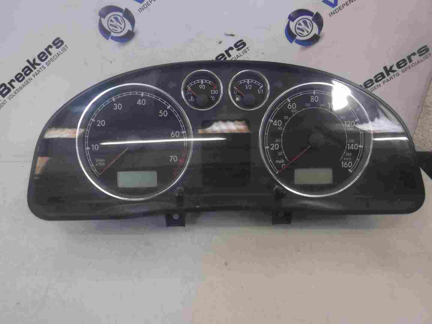 Volkswagen Passat B5.5 2001-2005 Instrument Panel Dials Gauges Clocks Cluster