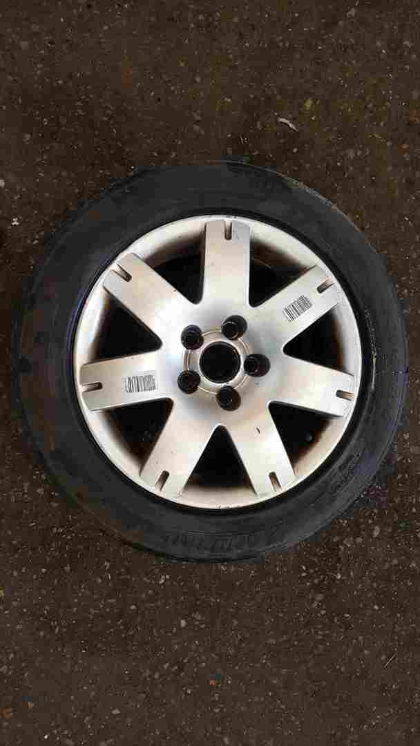 Volkswagen Passat B5.5 2001-2005 Italien Alloy Wheel + Tyre 205 55 16 3mm