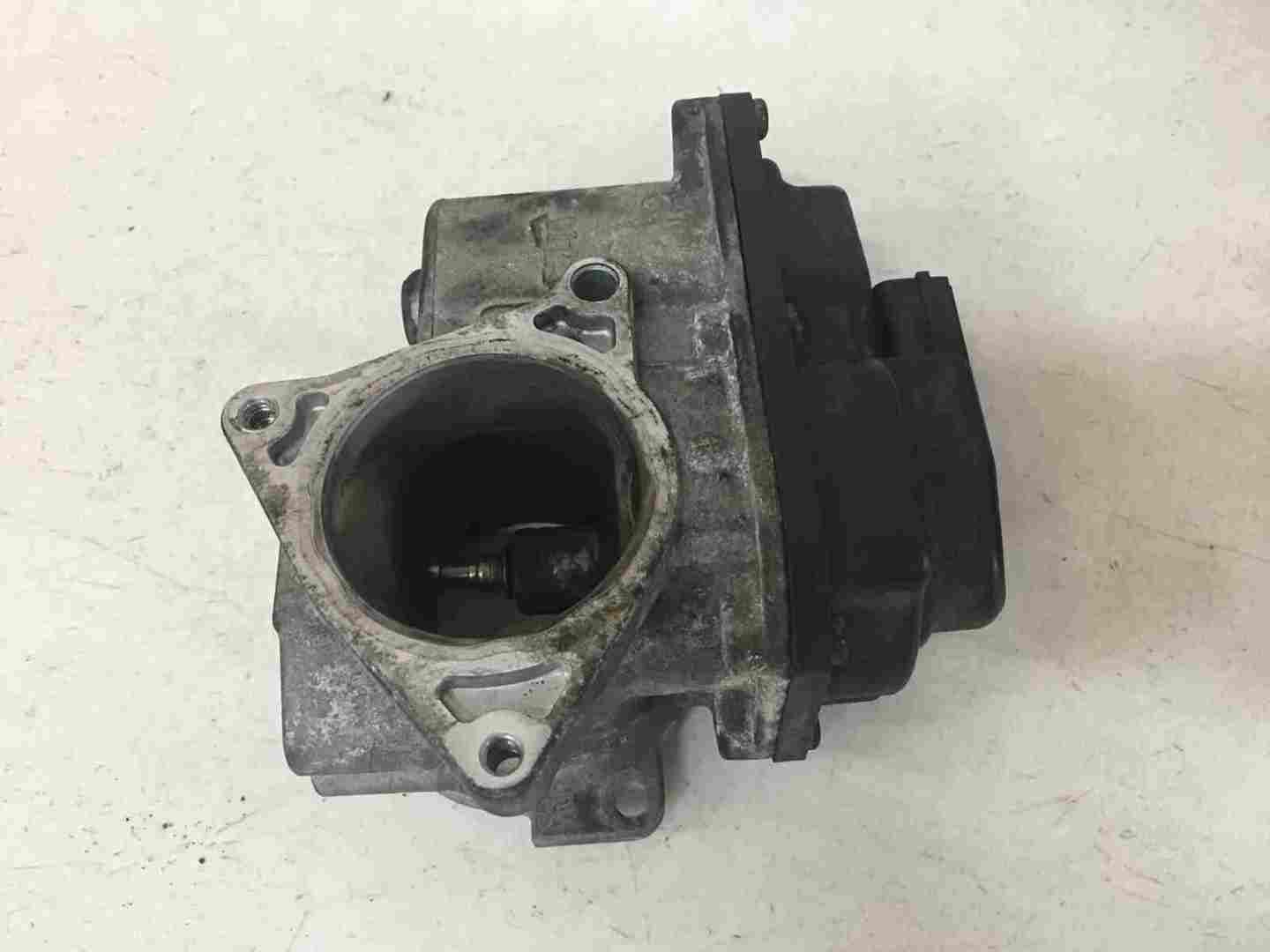 Volkswagen Passat B6 2005-2010 2.0 TDi EGR Valve 030131501