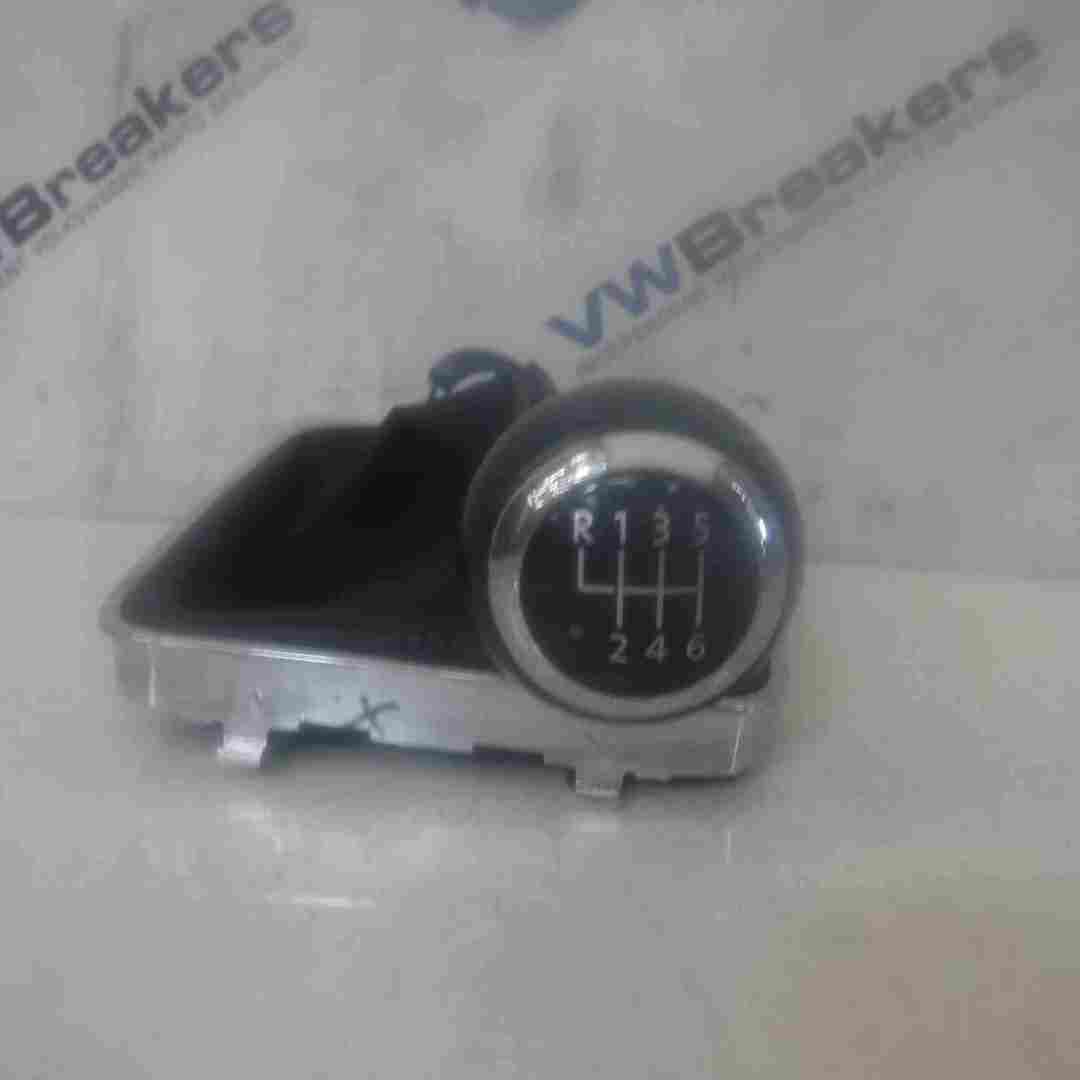Volkswagen Passat B6 2005-2010 6 Speed Gearstick Knob + Surround