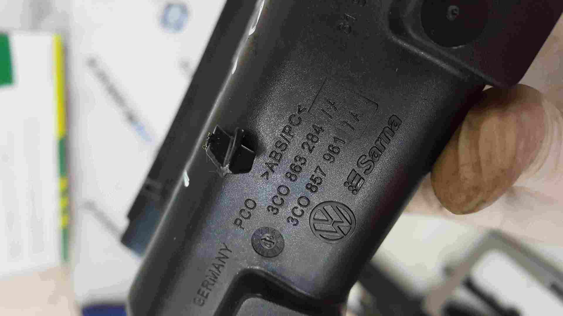 Volkswagen Passat B6 20052010 Front Ashtray Cigarette Lighter Silver