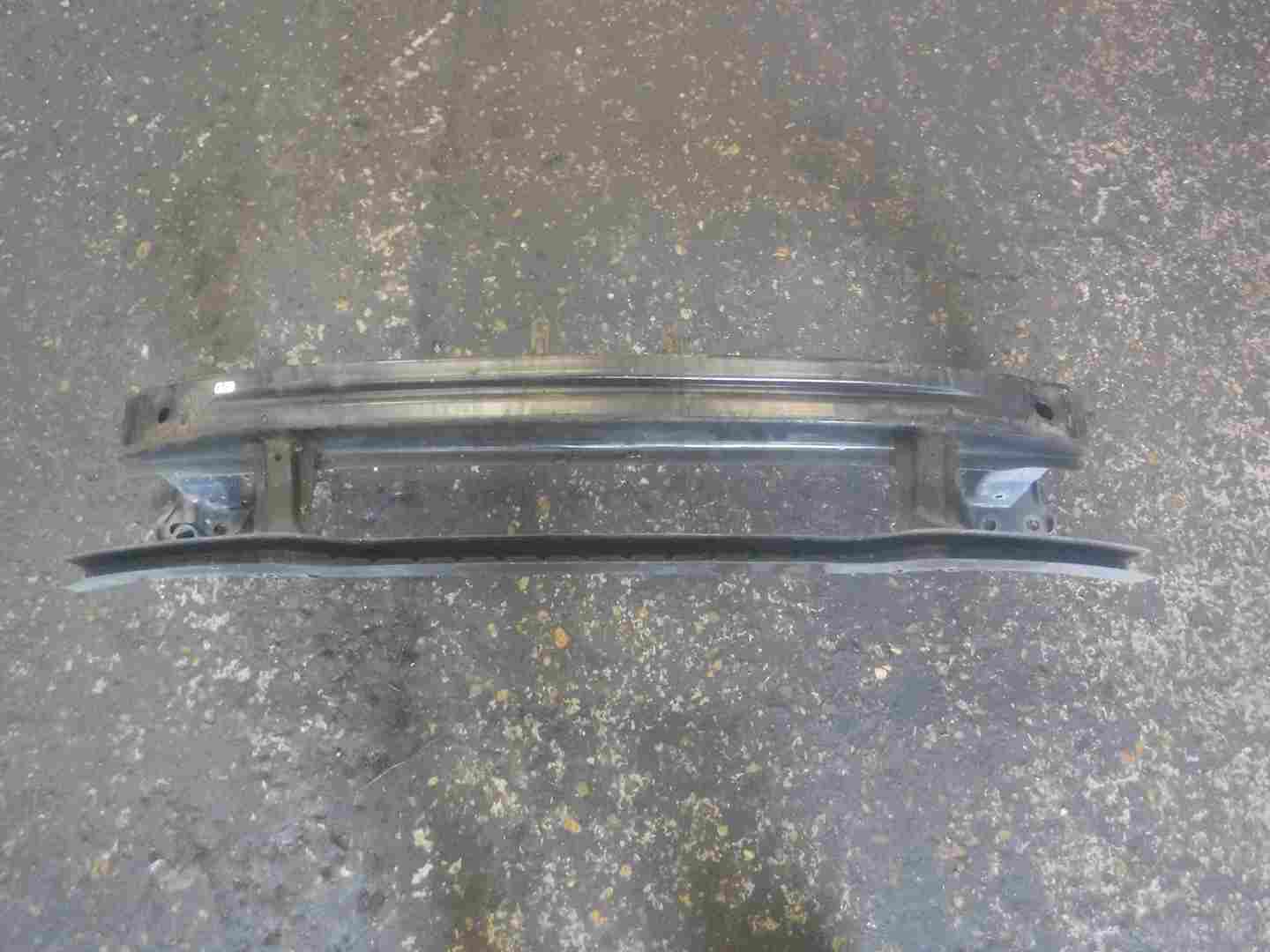 Volkswagen Passat B6 2005-2010 Front Reinforcement Impact Bar