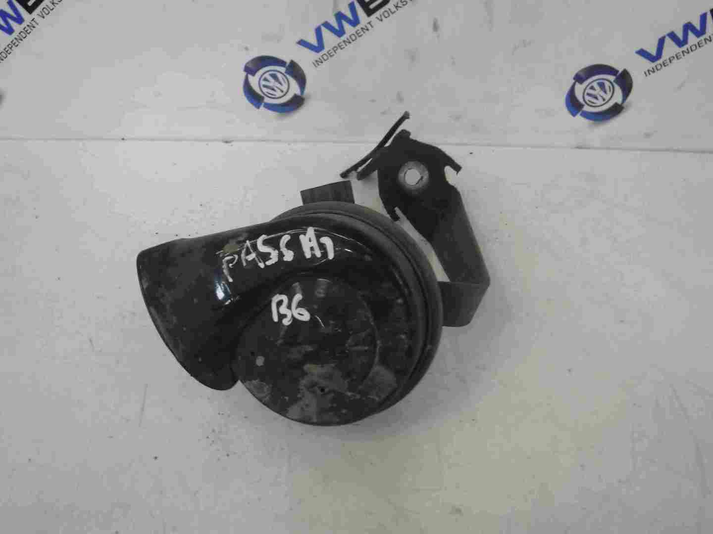 Volkswagen Passat B6 2005-2010 Horn Beep 007424