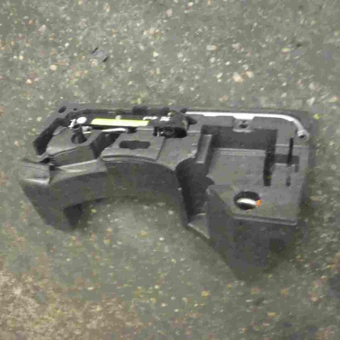 Volkswagen Passat B6 2005-2010 Spare Wheel Jack And Brace Kit