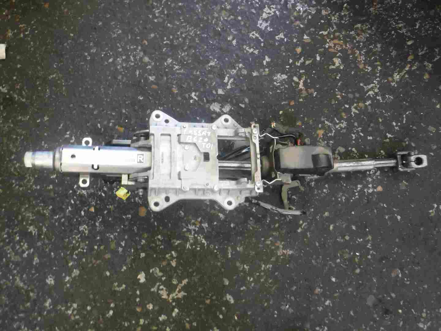 Volkswagen Passat B6 2005-2010 Steering Column 08052000021