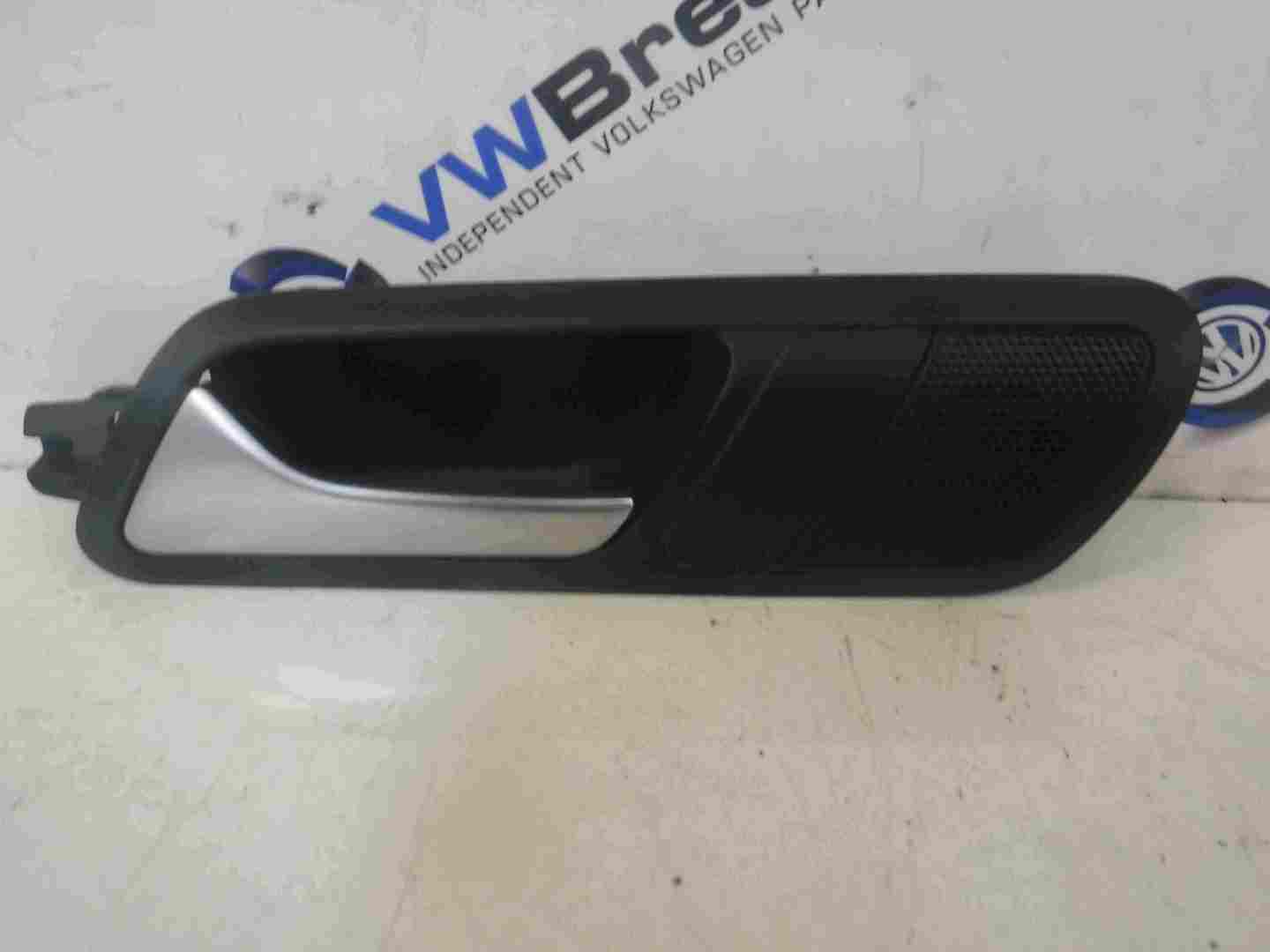 Volkswagen Passat B6 Estate 2005-2010 Passenger NSR Rear Interior Door Handle