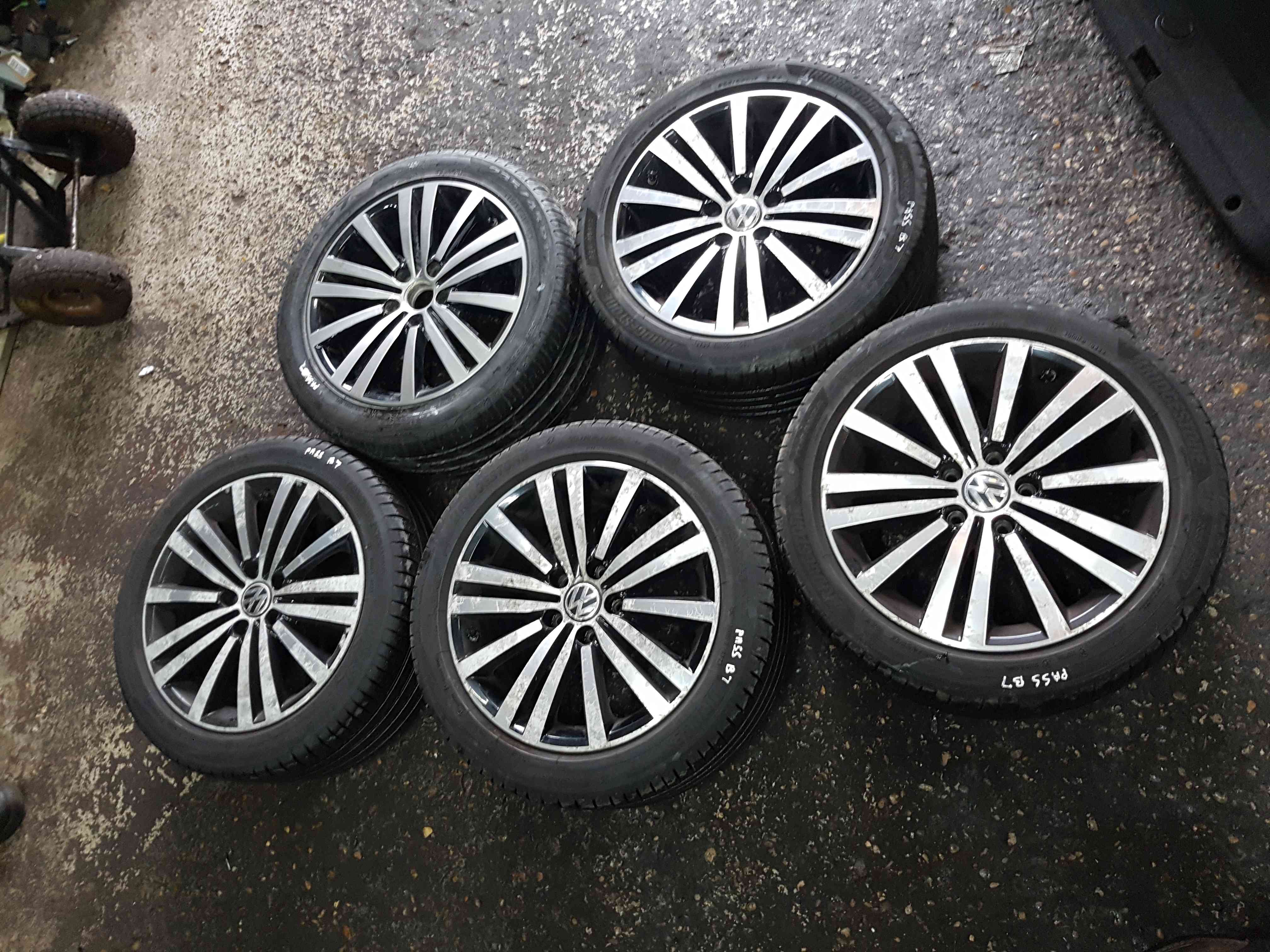 Volkswagen Passat B7 2010-2015 Alloy Wheels SET 17Inch X5 3Aa601025g 3/5