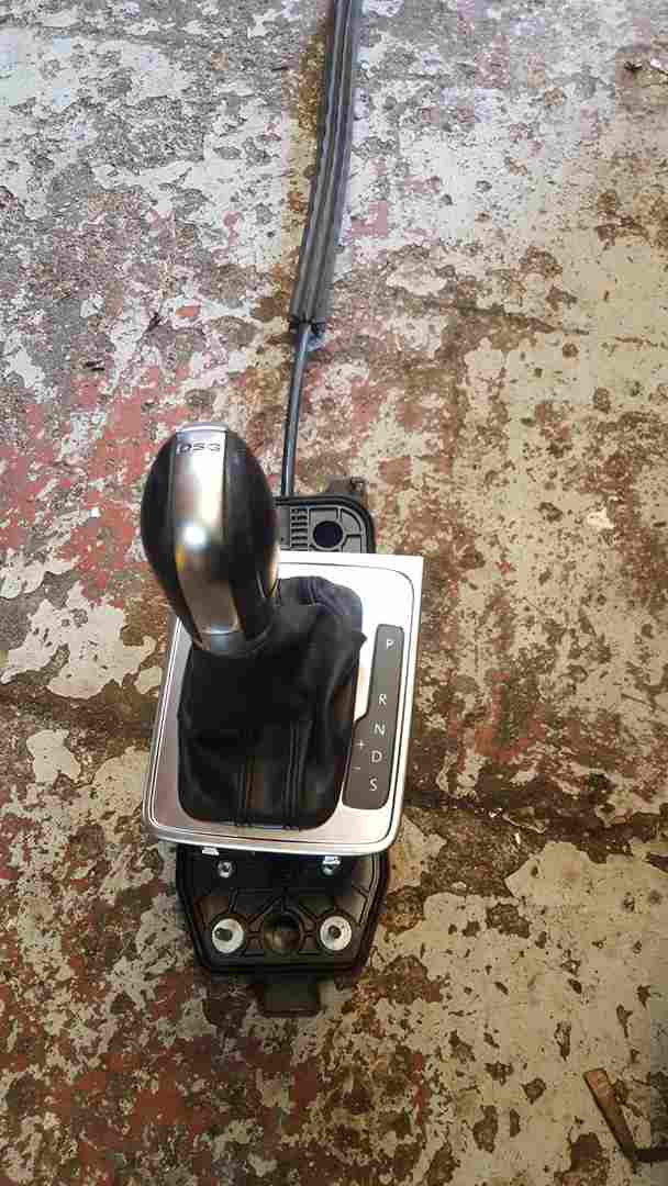 Volkswagen Passat B7 2010-2015 DSG Gear Knob Selector Auto Gearstick 3c2713025s