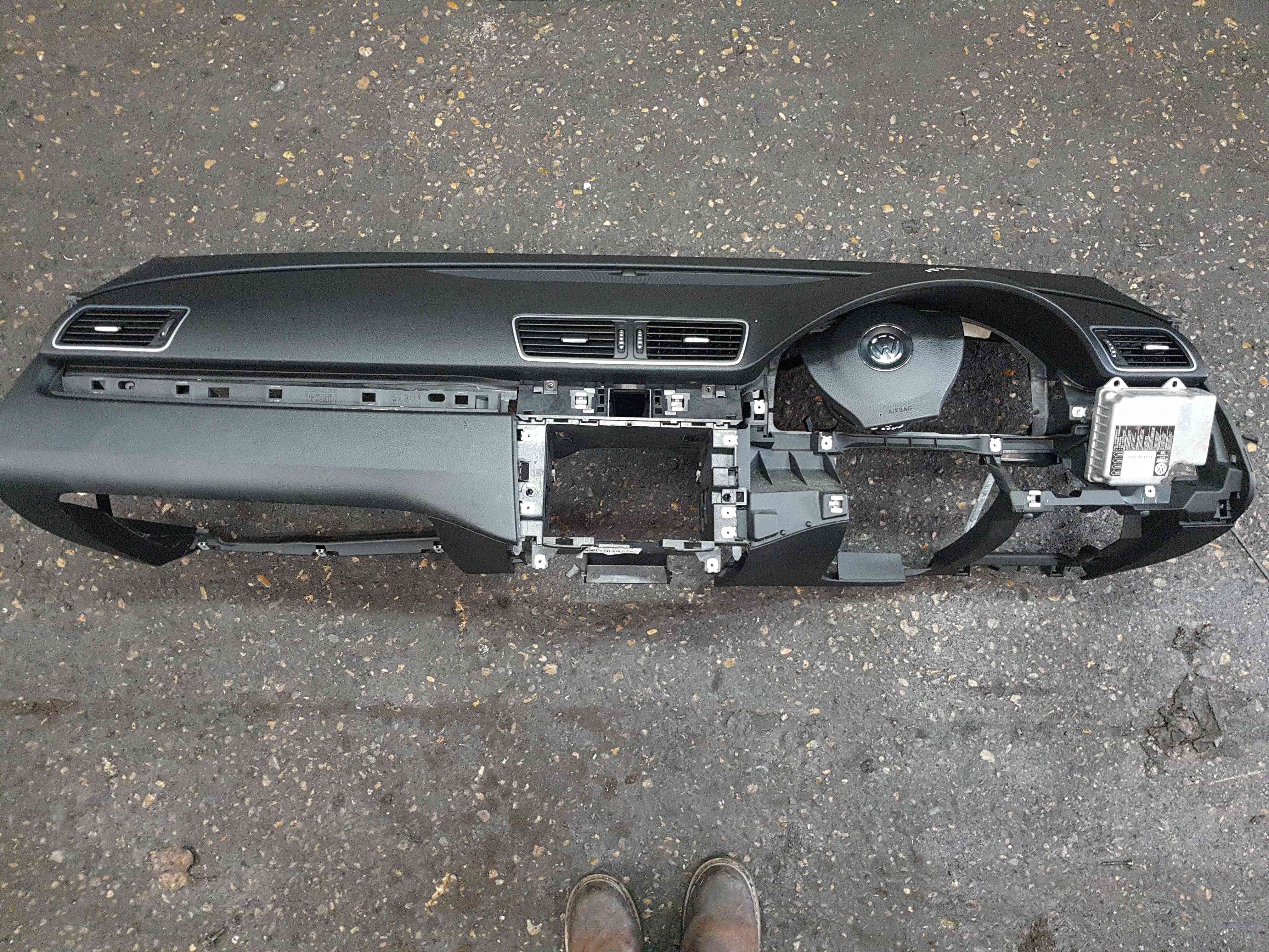 Volkswagen Passat B7 2010-2015 Dashboard bag KIT Steering AND Module