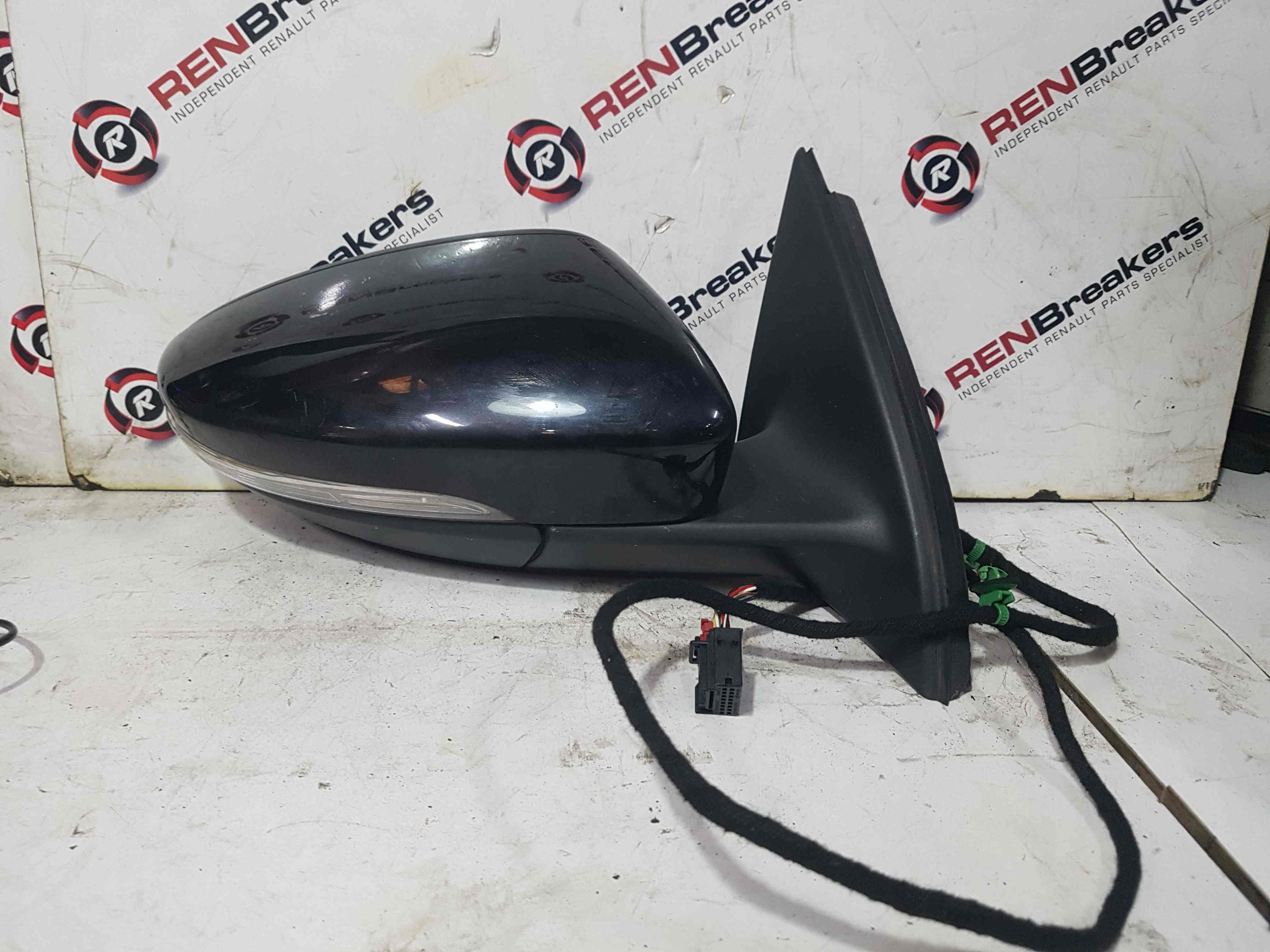 Volkswagen Passat B7 2010-2015 Drivers Os Wing Mirror Black Lc9x Puddle Light