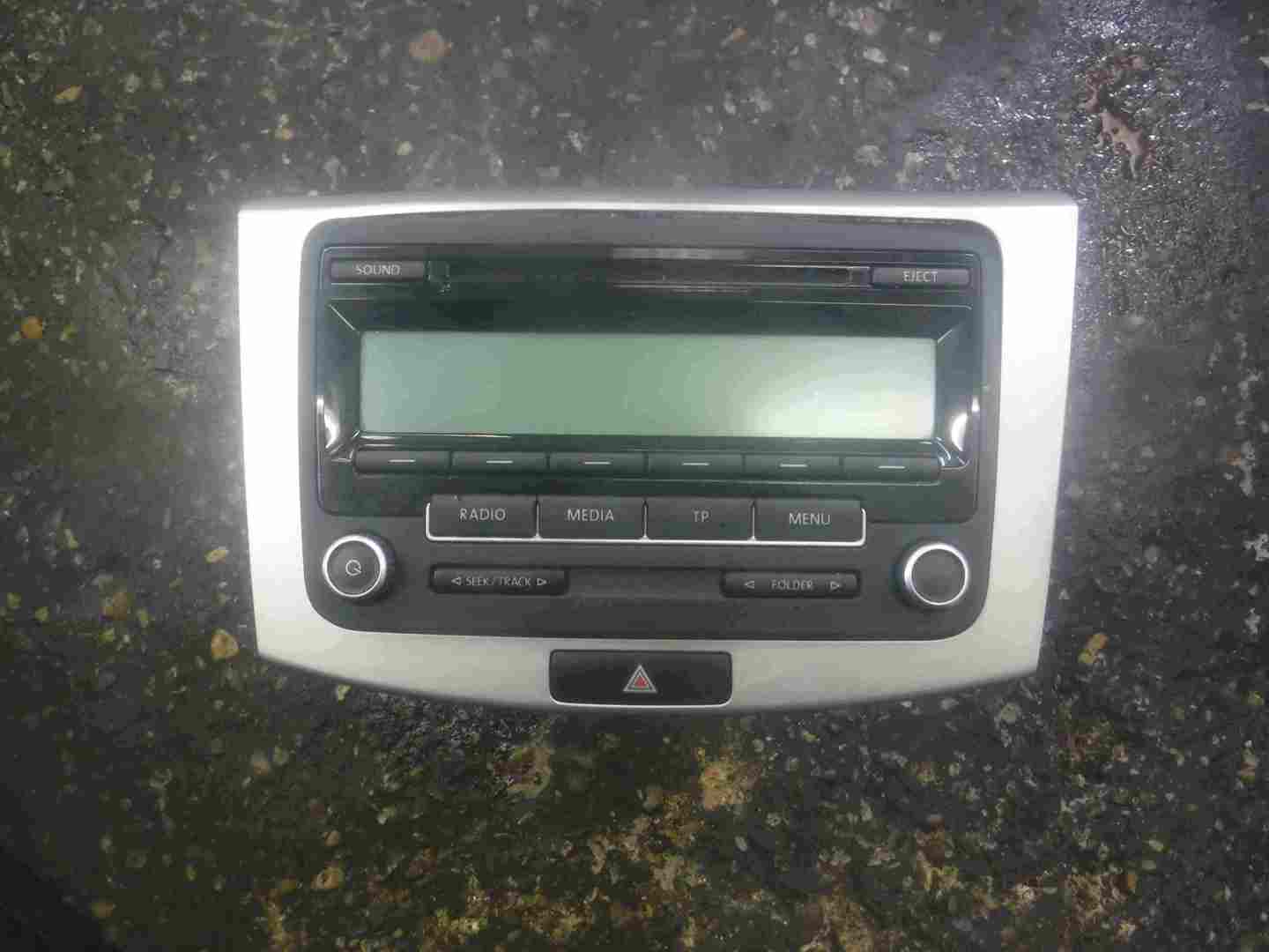 Volkswagen Passat B7 2010-2015 Radio Cd Player Head Unit 1K0035186AA