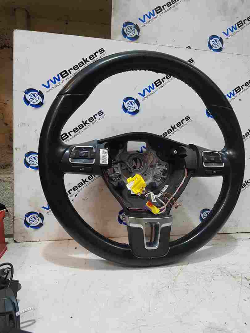 Volkswagen Passat B7 20102015 Steering Wheel Multifunction Buttons