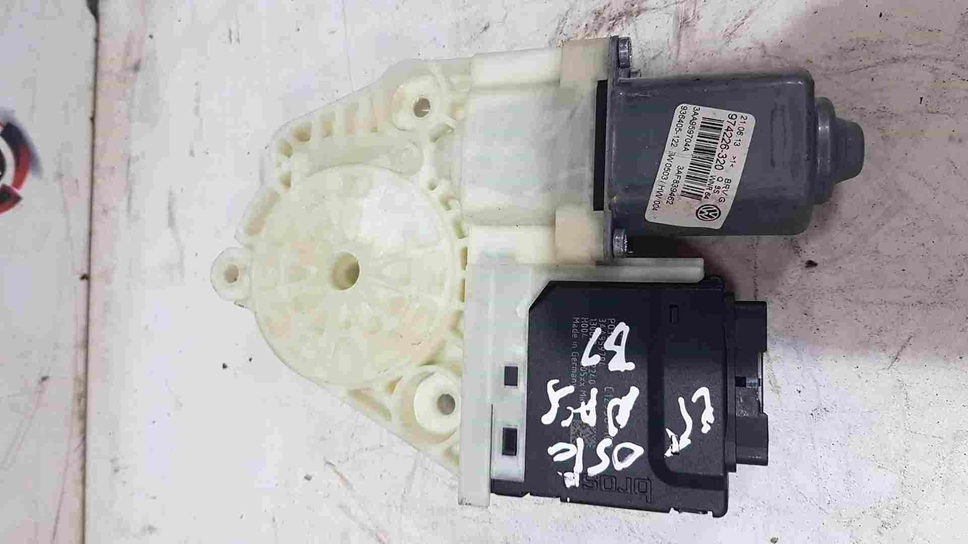 Volkswagen Passat B7 EST 2010-2015 Drivers OSR Rear Window Motor 3AA959704A