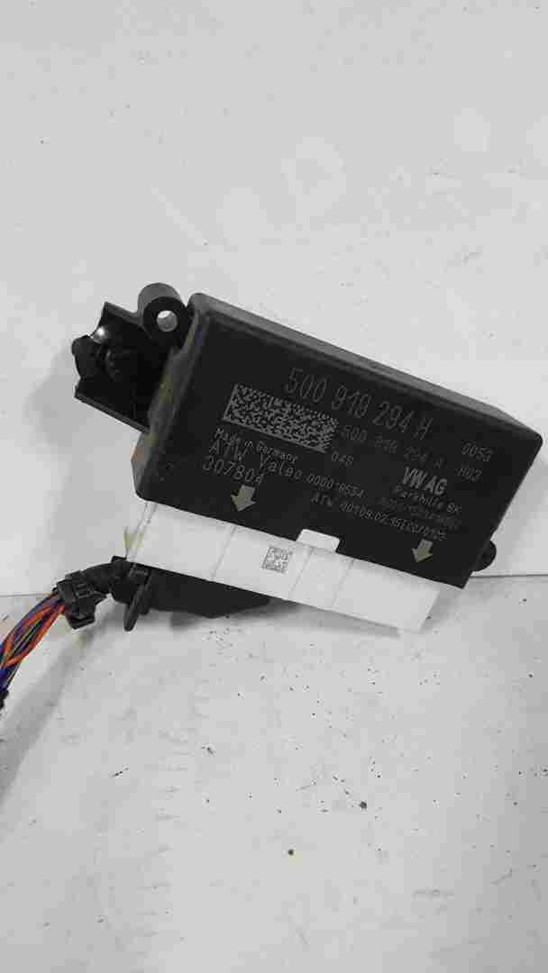 Volkswagen Passat B8 2015-2022 Parking Distance Control Module ECU 5Q0919294H