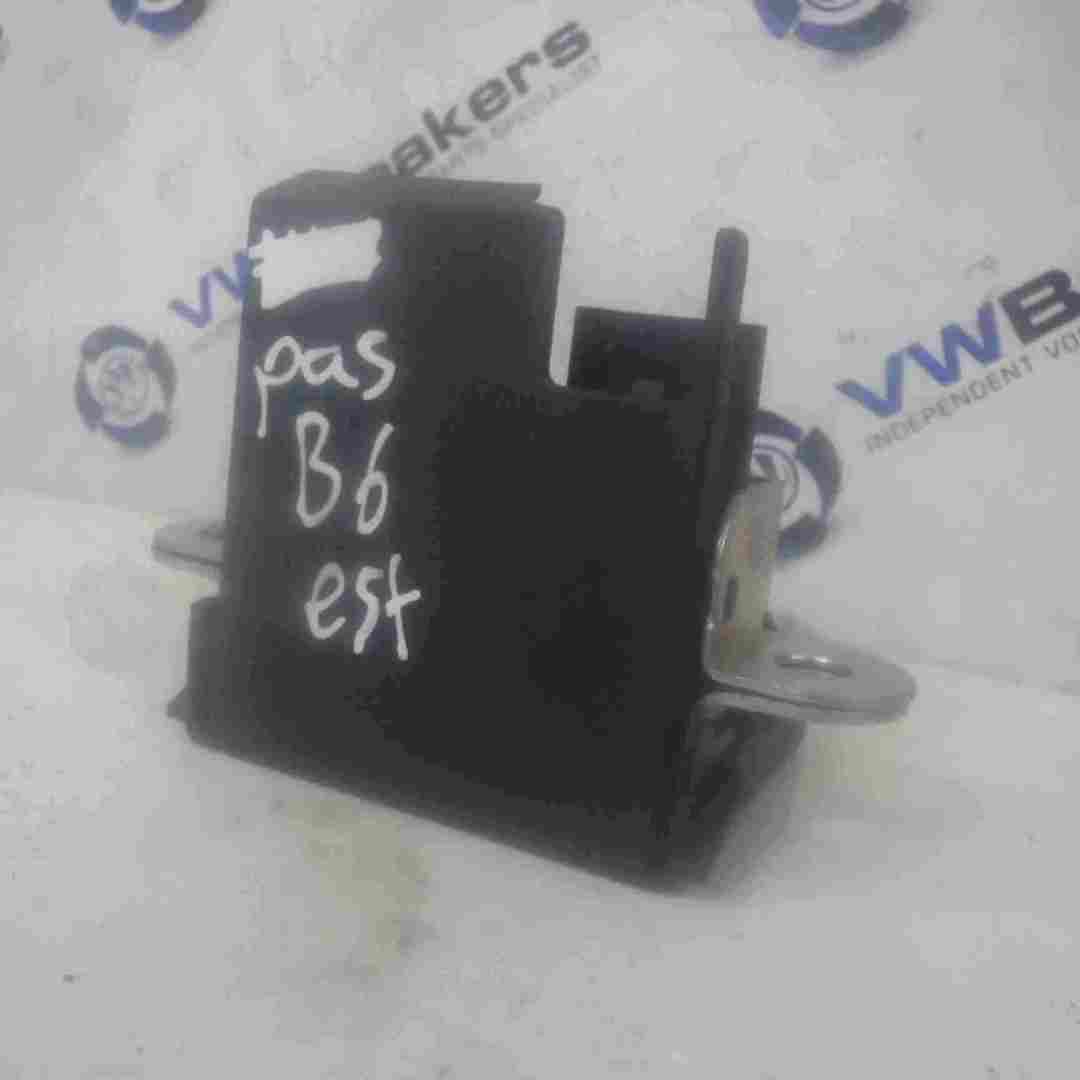 Volkswagen Passat Estate B6 2005-2010 Boot Latch Catch Mechanism 1k0827505e