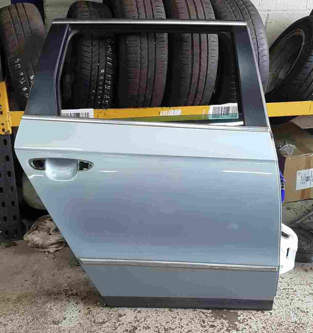 Volkswagen Passat Estate B6 2005-2010 Drivers OSR Rear Door Blue LB5M