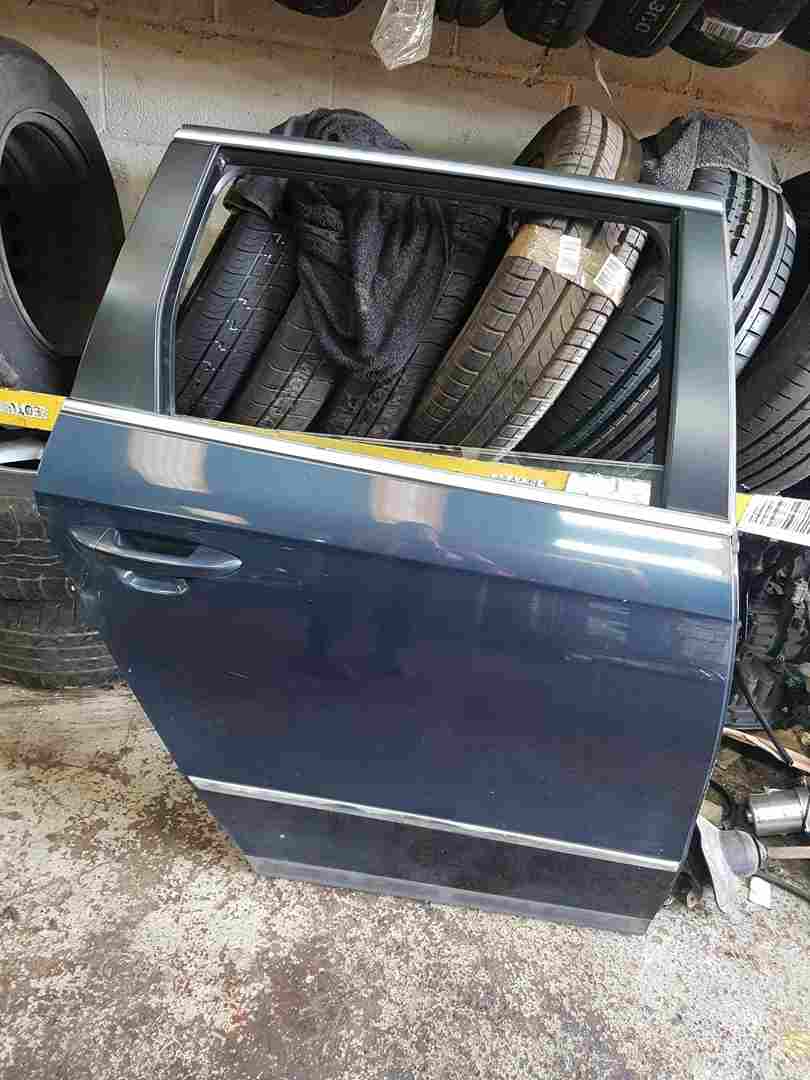 Volkswagen Passat Estate B6 2005-2010 Drivers OSR Rear Door Grey Blue Lc5f