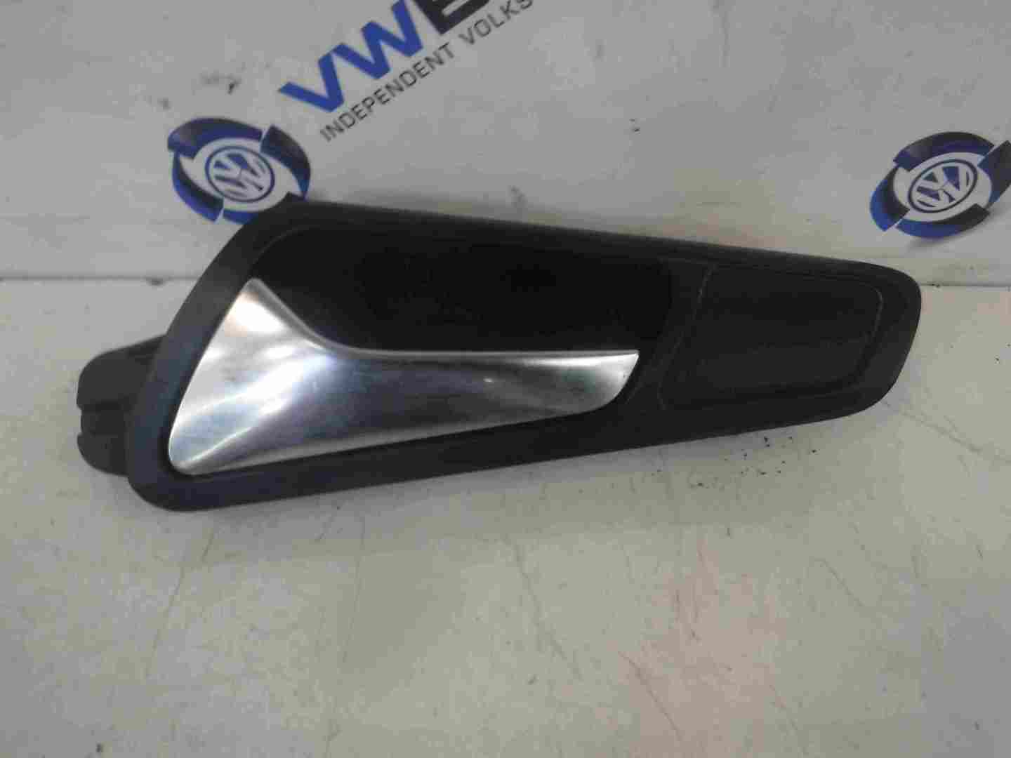 Volkswagen Passat Estate B6 2005-2010 Passenger NSF Front Door Handle 3C2837113