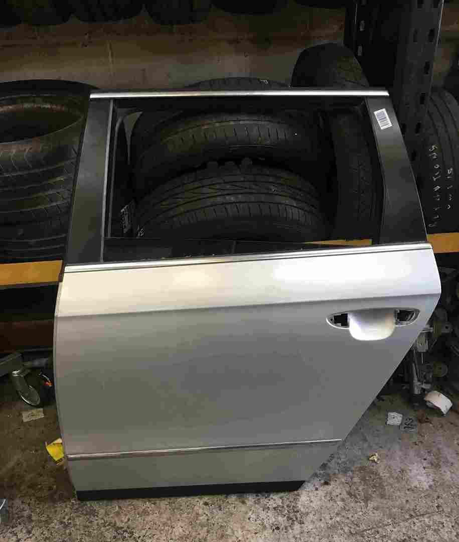 Volkswagen Passat Estate B6 2005-2010 Passenger NSR Rear Door Silver LA7W
