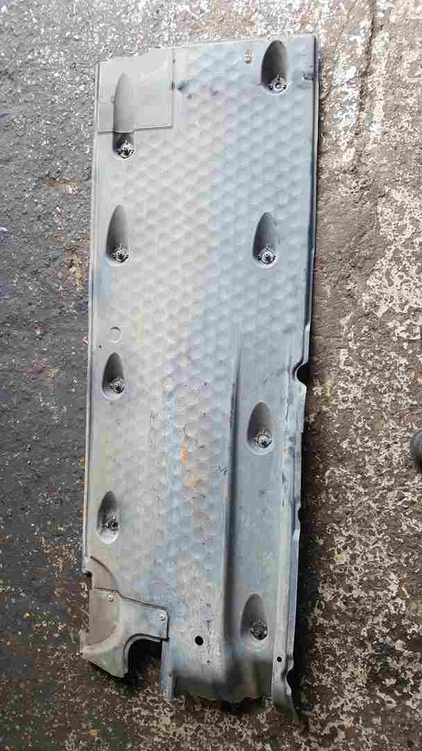 Volkswagen Passat Estate B6 2005-2010 Passenger Ns Under Tray Cover Plastic 