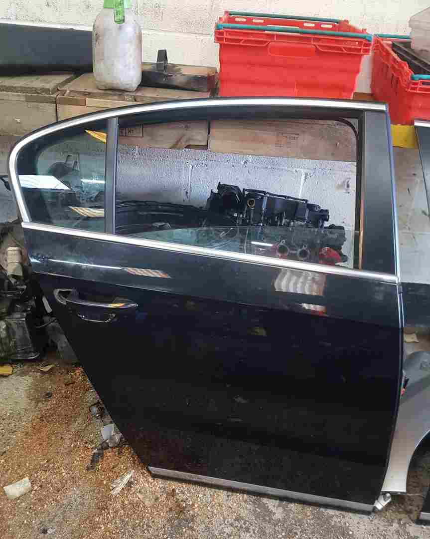 Volkswagen Passat Saloon B7 2010-2015 Drivers OSR Rear Door Black Lc9x